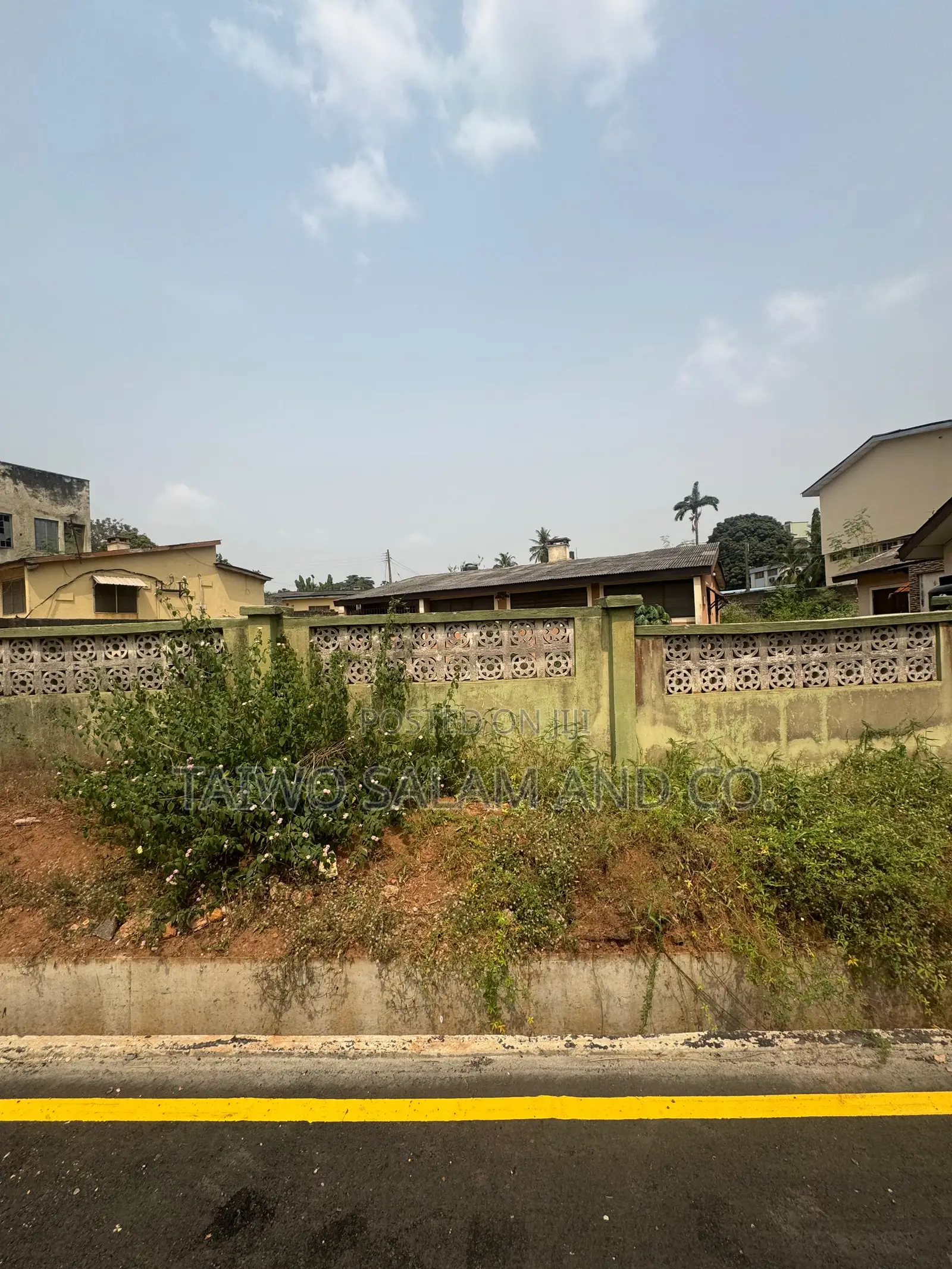 3,658.772 SQM of Land Beside Custodian Insurance Company in Dugbe (Onireke)