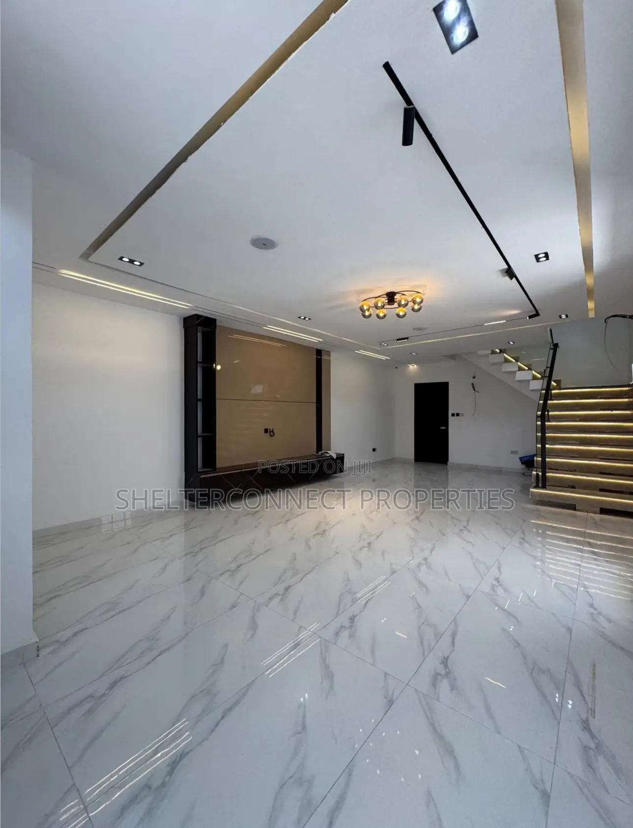 4bdrm Duplex in Ikate for sale in Ikate