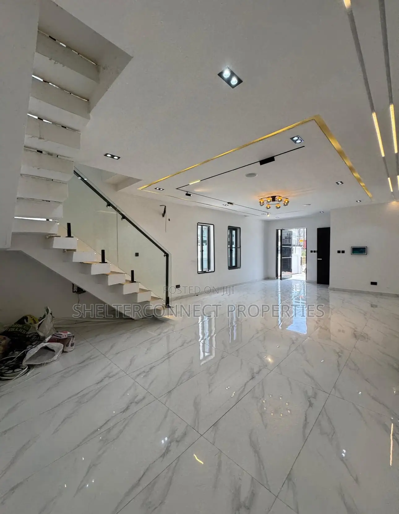 4bdrm Duplex in Ikate for sale in Ikate