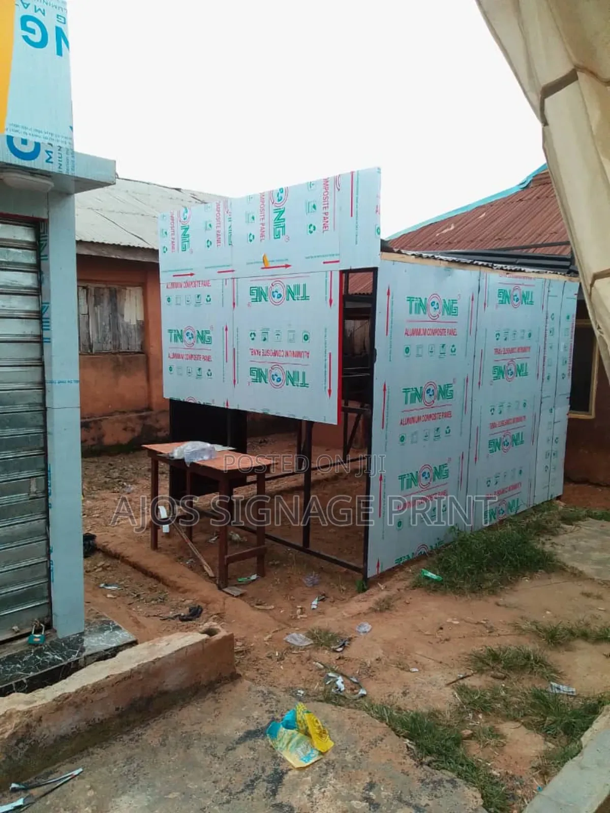 Container With Cladding for Sale in Apata