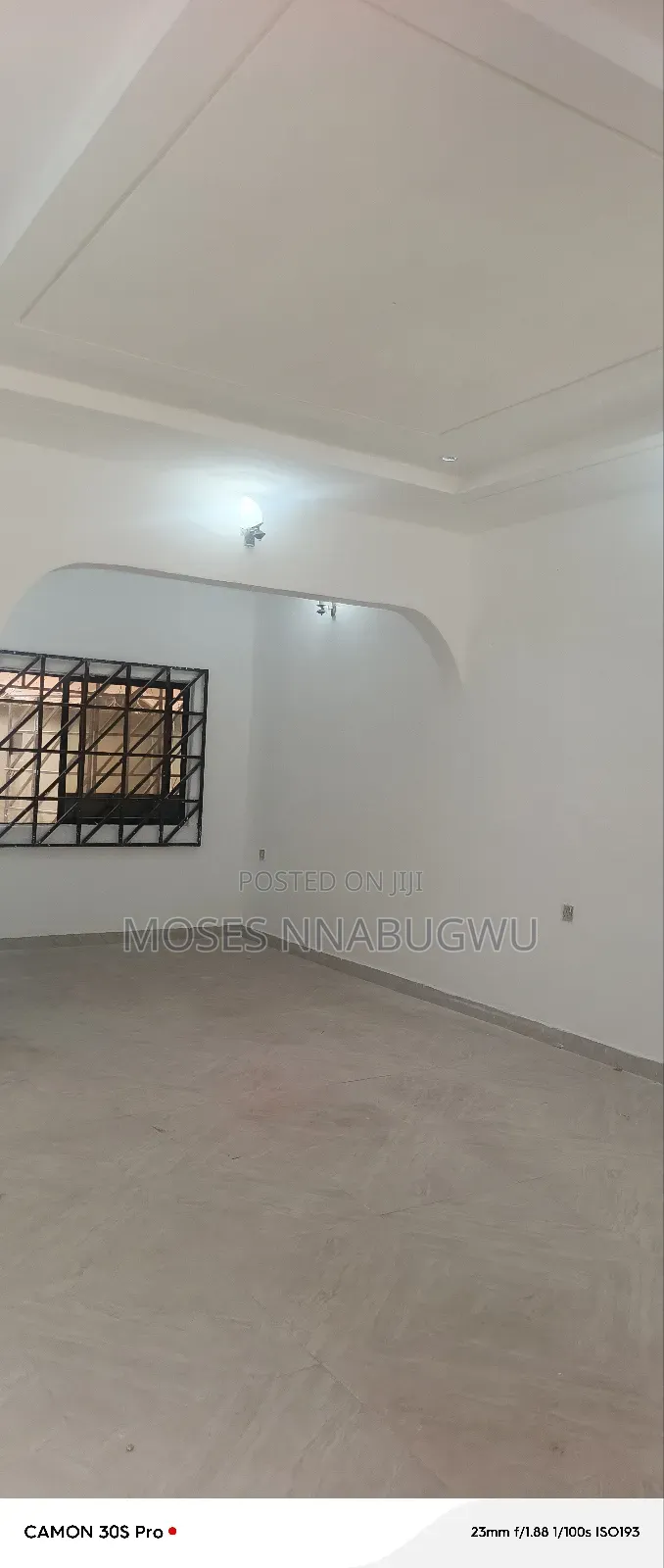 3bdrm Bungalow in Gbalajam Axis, Woji for rent in Woji