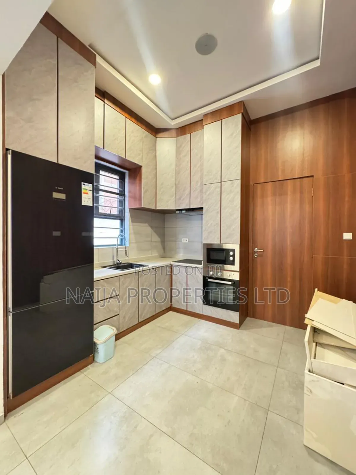 4bdrm Duplex in Lekki Phase 1 for rent in Lekki Phase 1