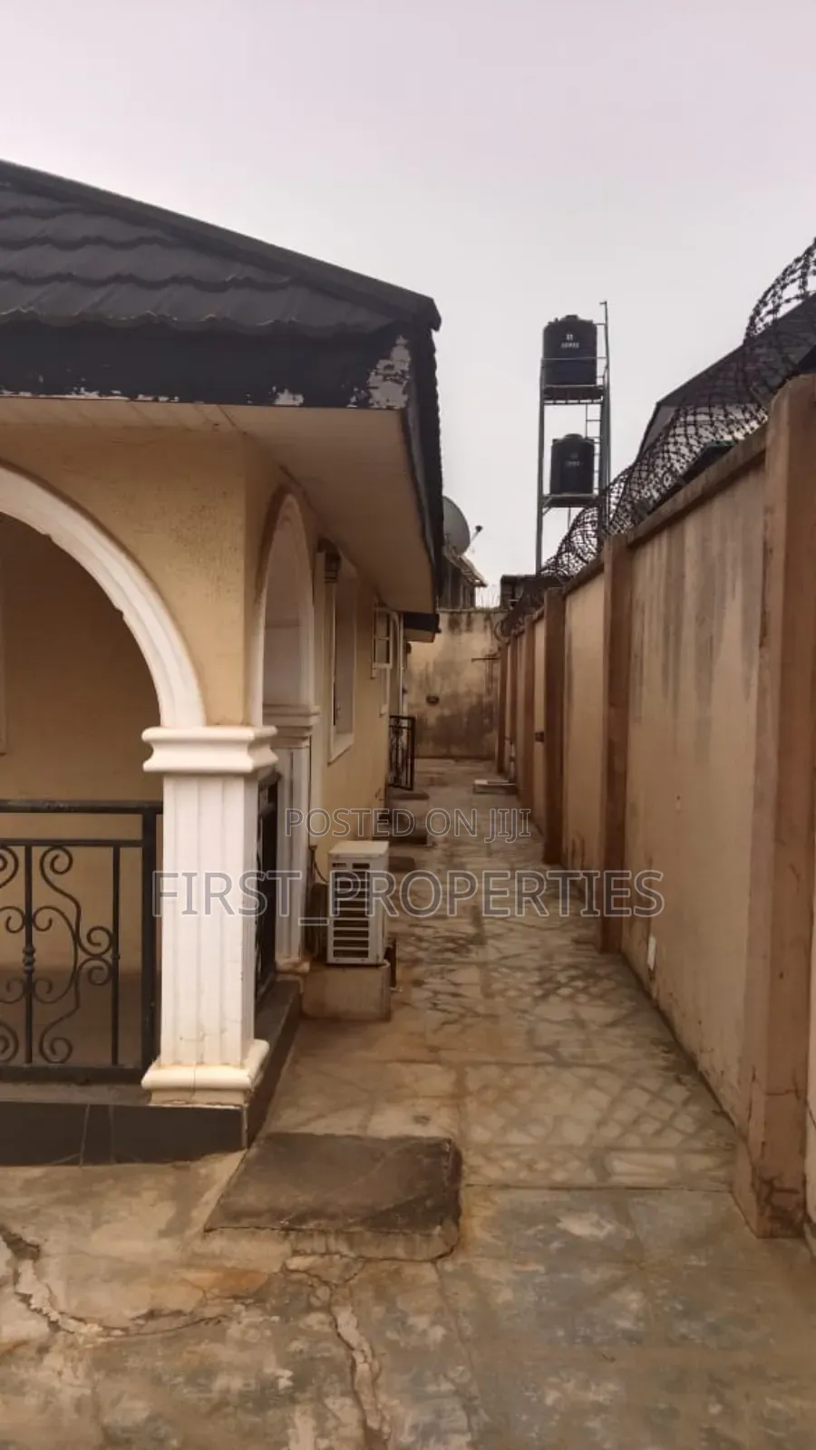 Furnished 4bdrm Bungalow in Before Yidi Elebu, Ibadan for sale in Ibadan