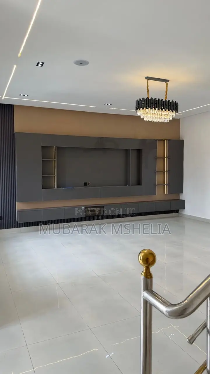 4bdrm Duplex in Camp David, Karsana for sale in Karsana