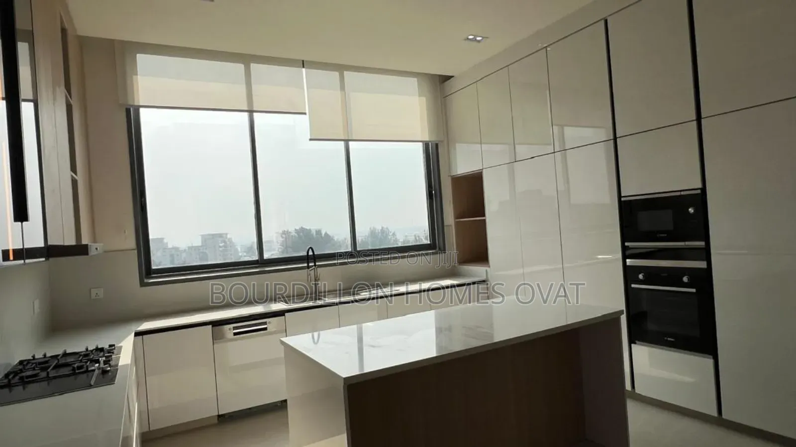 3bdrm Apartment in Banana Island Lagos for sale in Banana Island