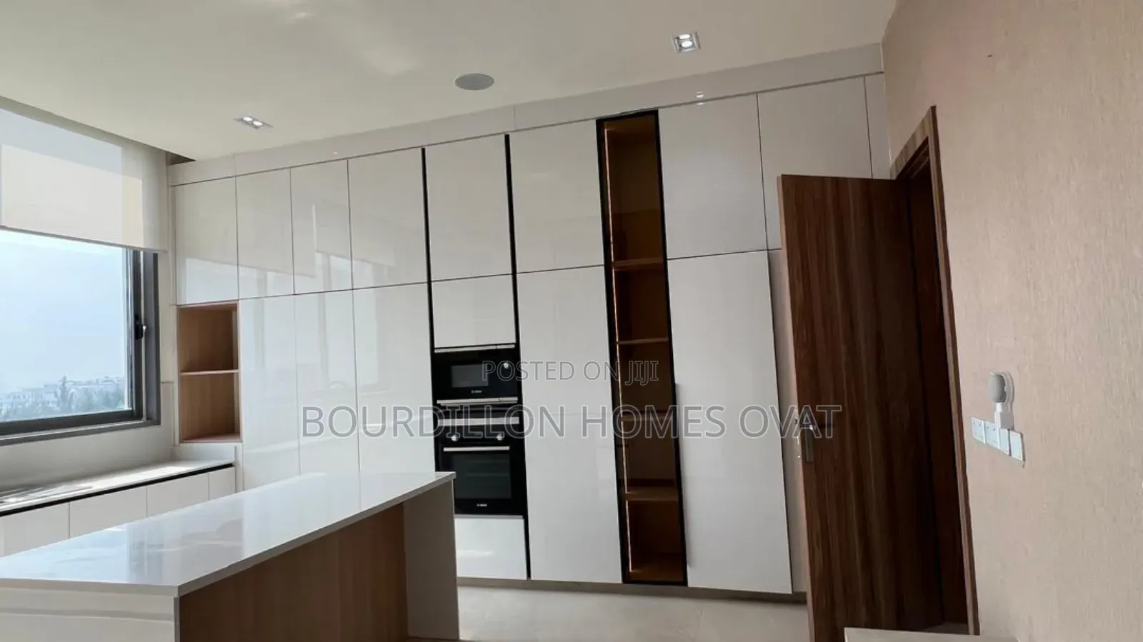 3bdrm Apartment in Banana Island Lagos for sale in Banana Island