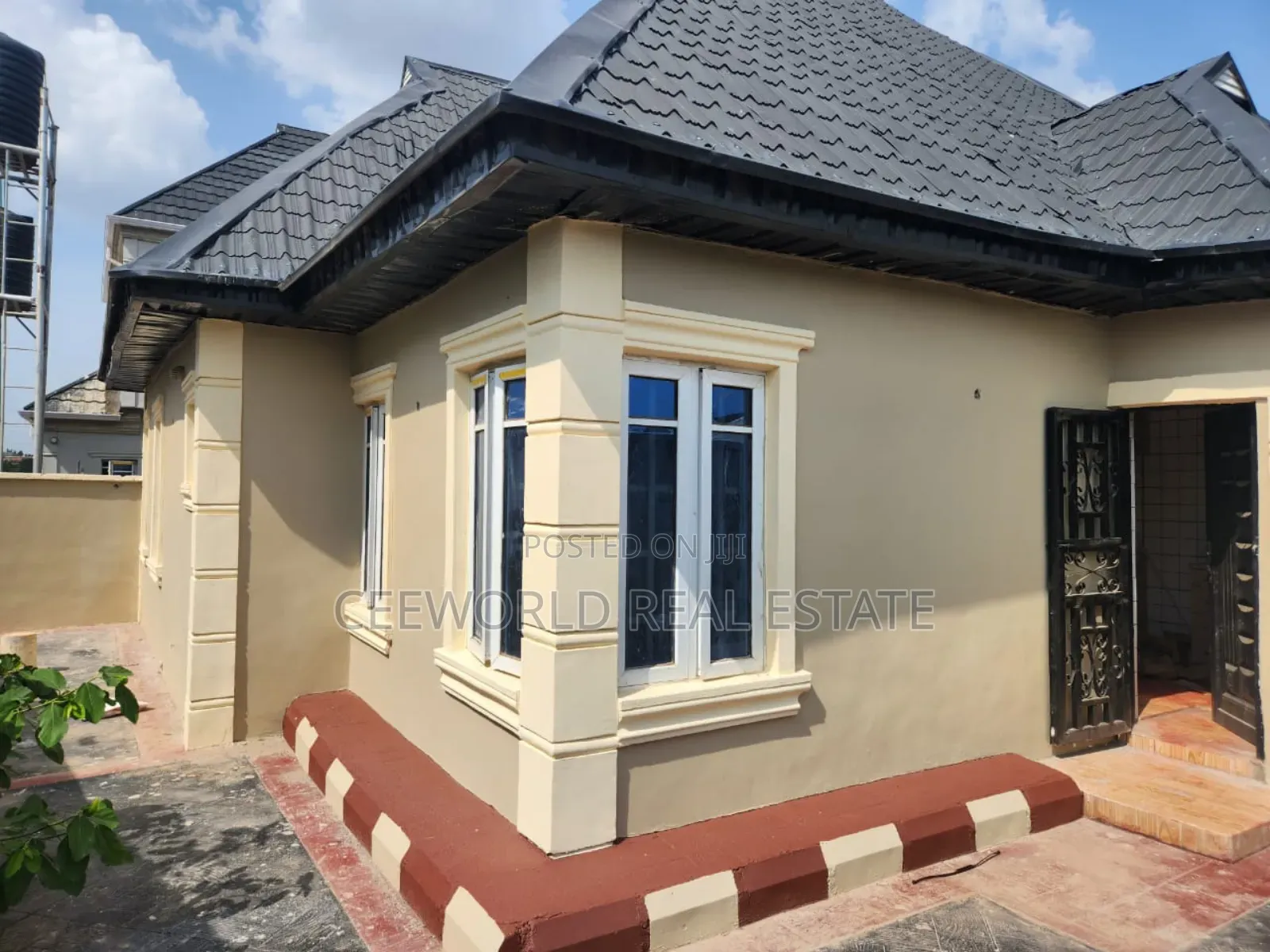 3bdrm Bungalow in Alafara Jericho for rent in Jericho