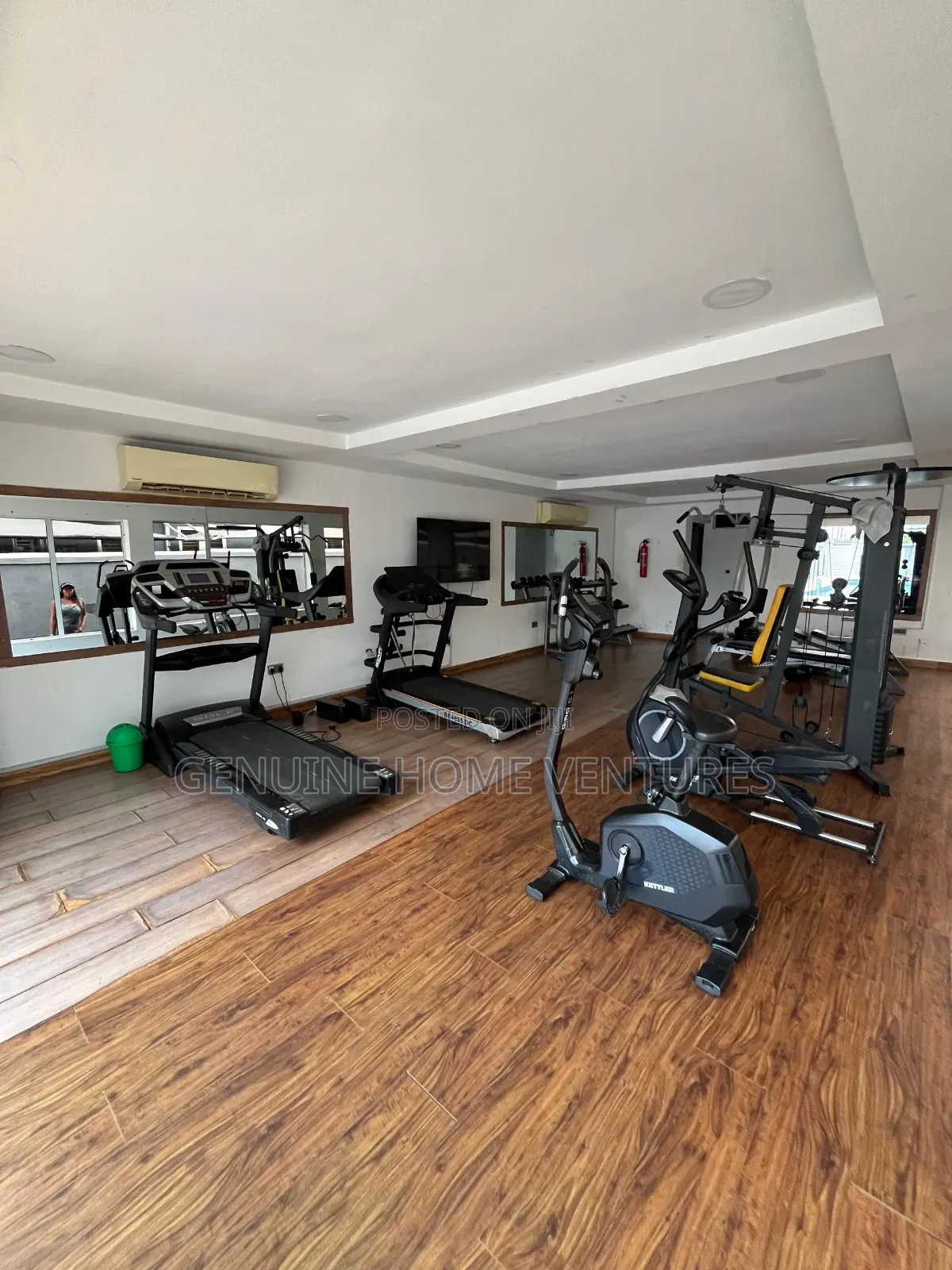 5bdrm Duplex in Osapa London for sale in Osapa london