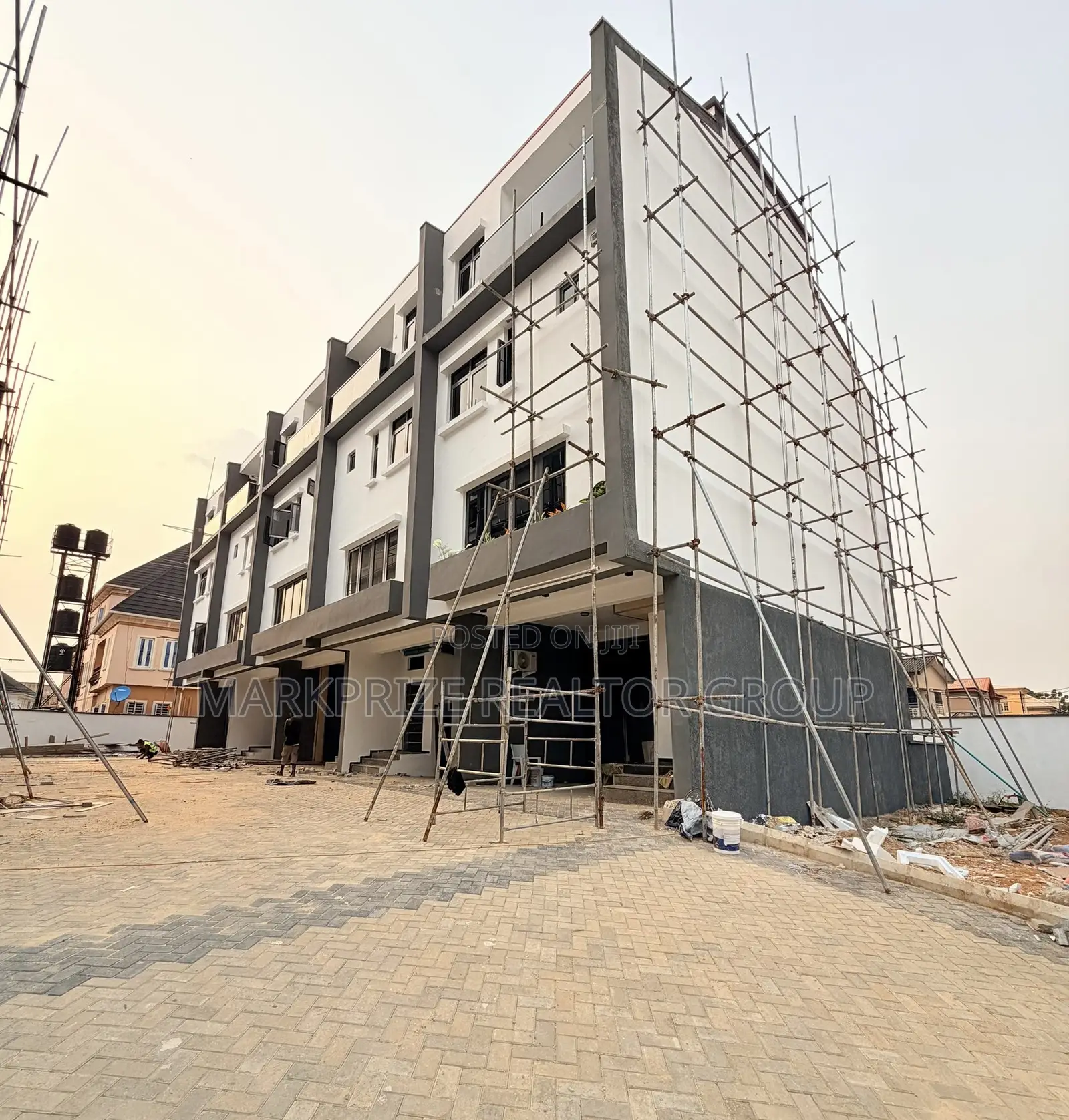 4bdrm Townhouse/Terrace in Gbagada Lagos for sale in Gbagada