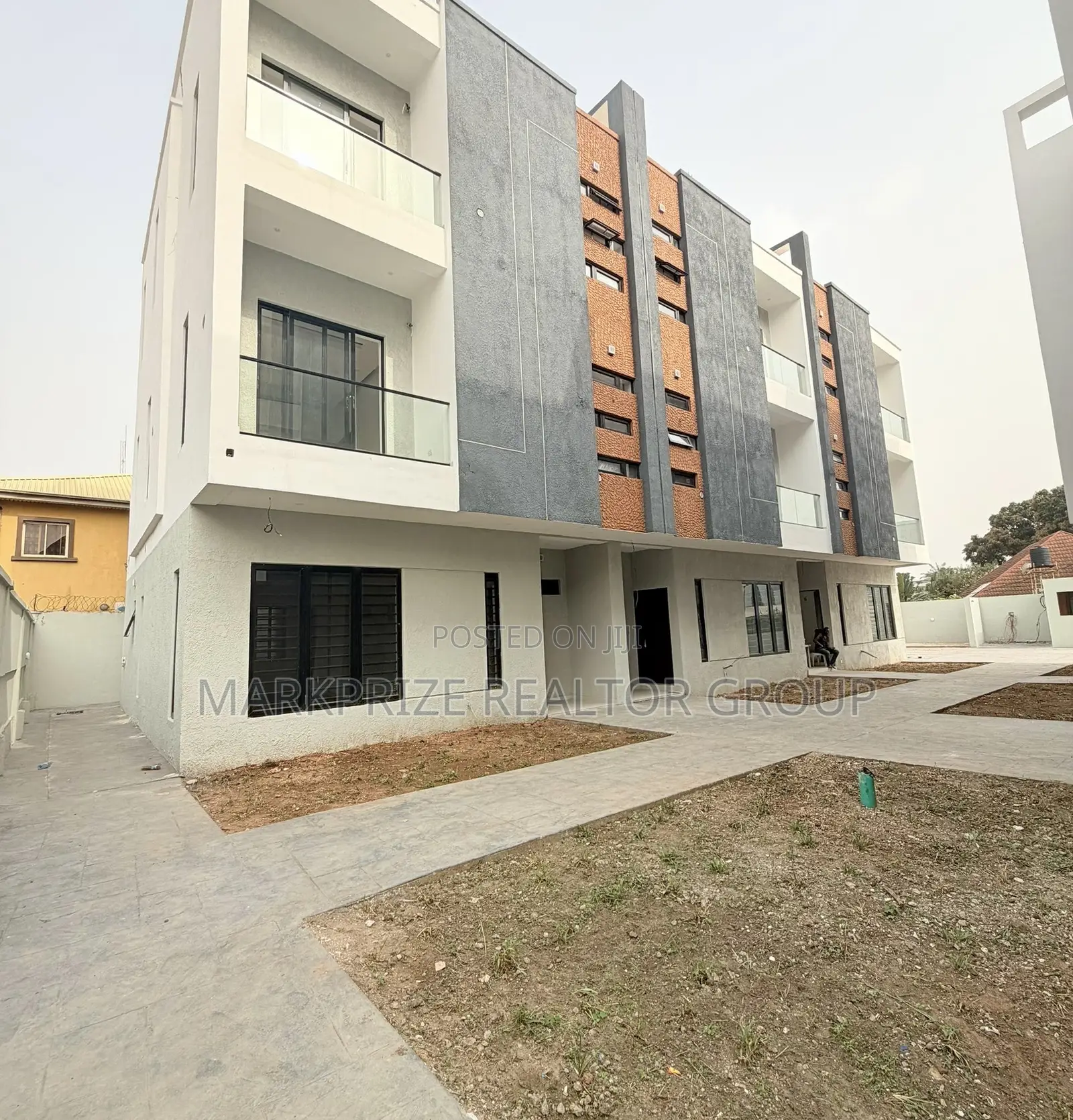 4bdrm Duplex in Adeniyi Jones Ikeja for sale in Adeniyi Jones