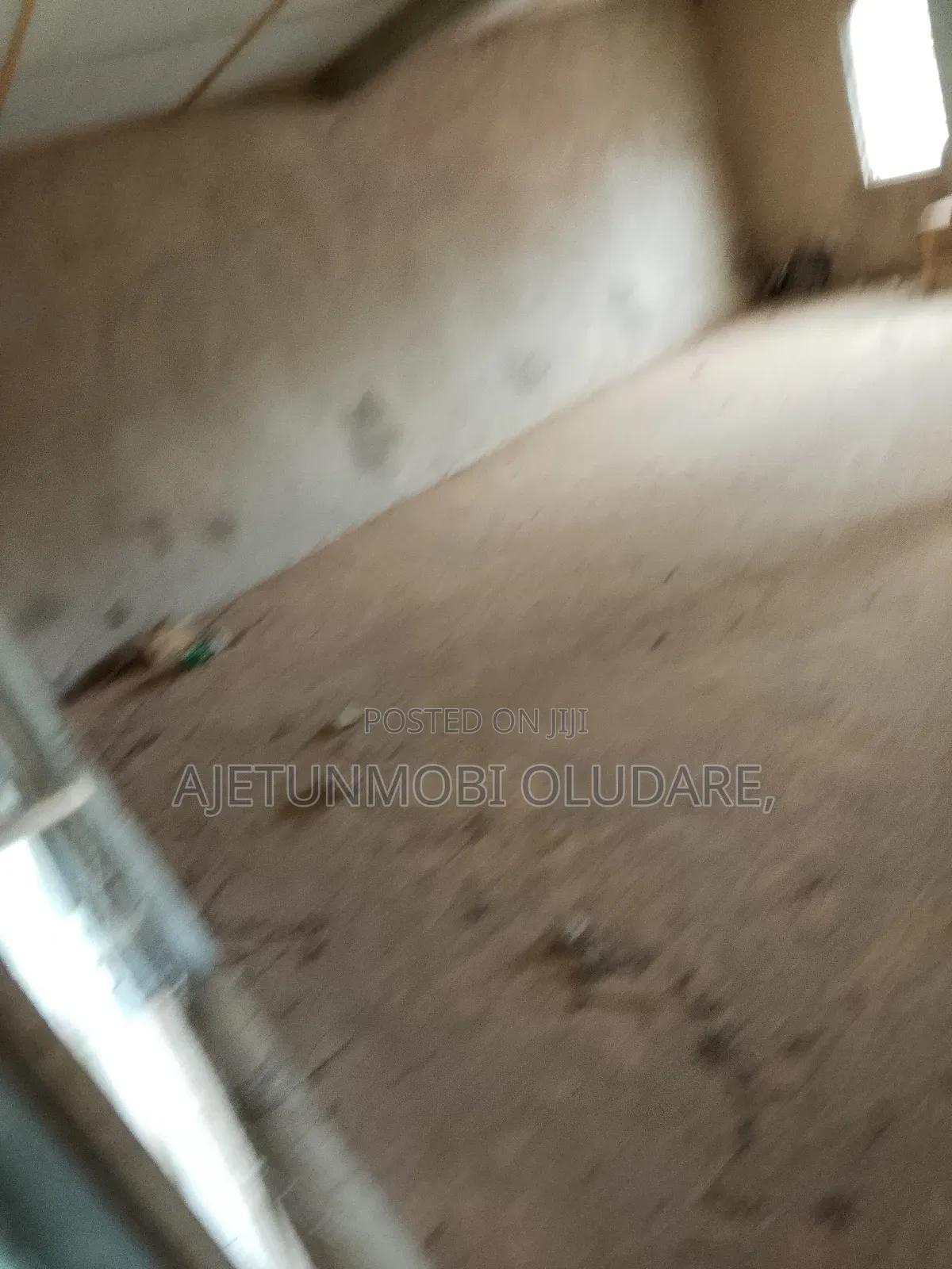 16bdrm Block of Flats in Isinkan Arakale Road for sale in Akure