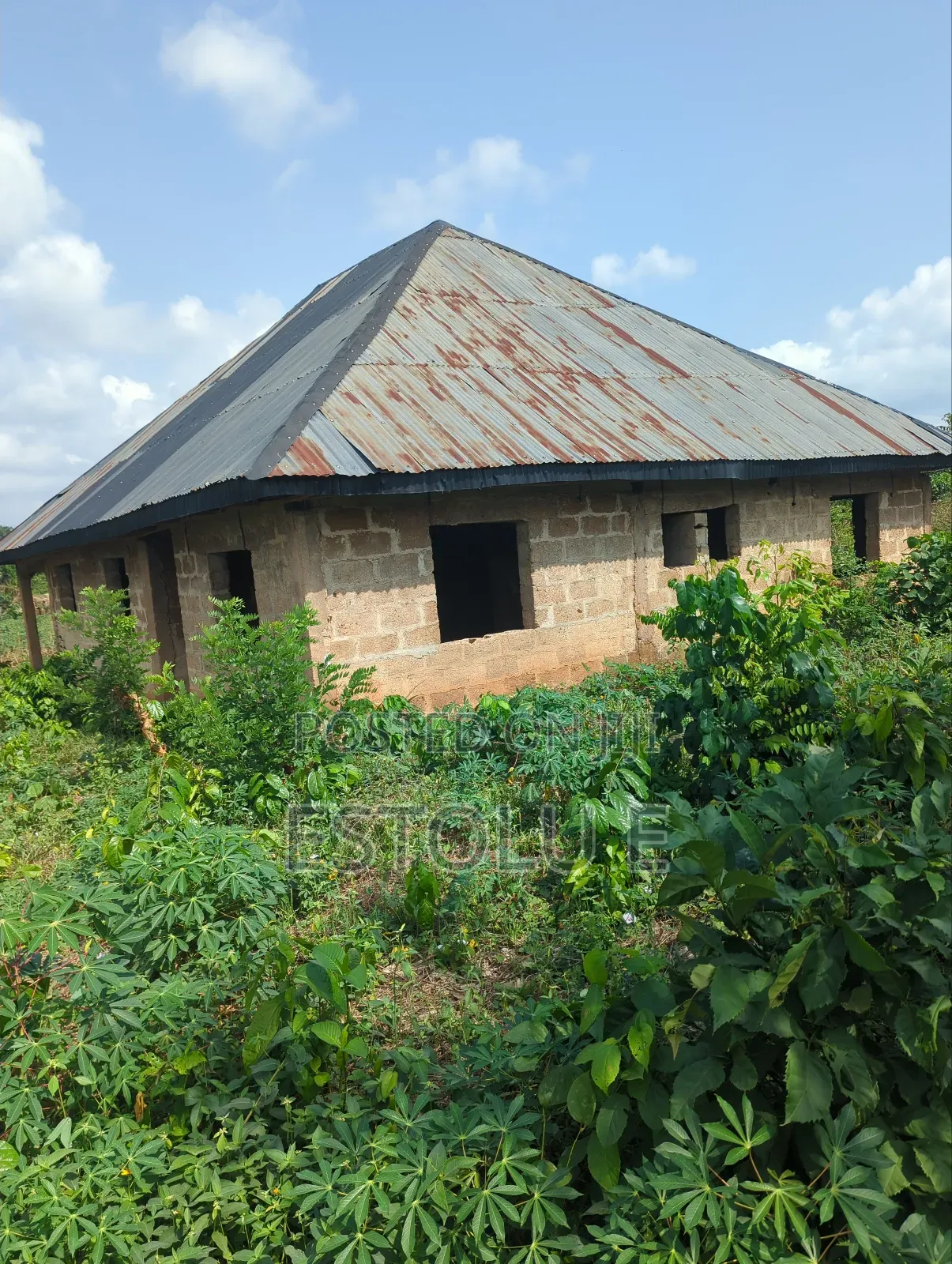3bdrm Bungalow in Ilesa for sale in Ilesa