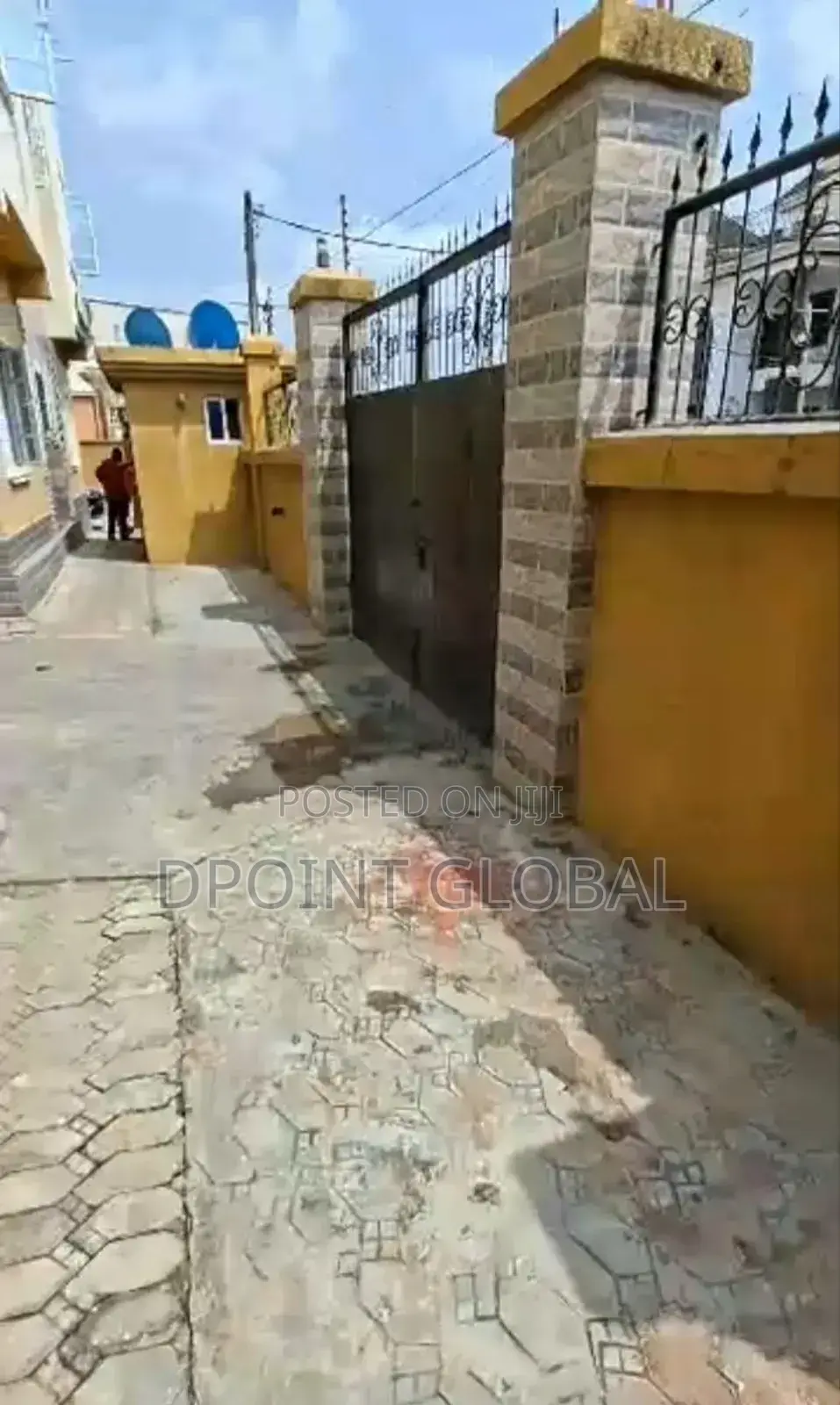 2bdrm Block of Flats in Ago, Isolo for sale in Isolo