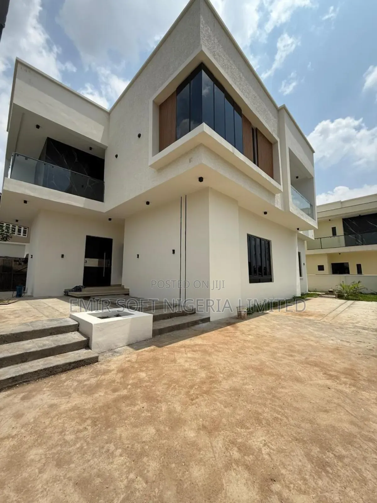 4bdrm Duplex in Akobo for sale in Akobo