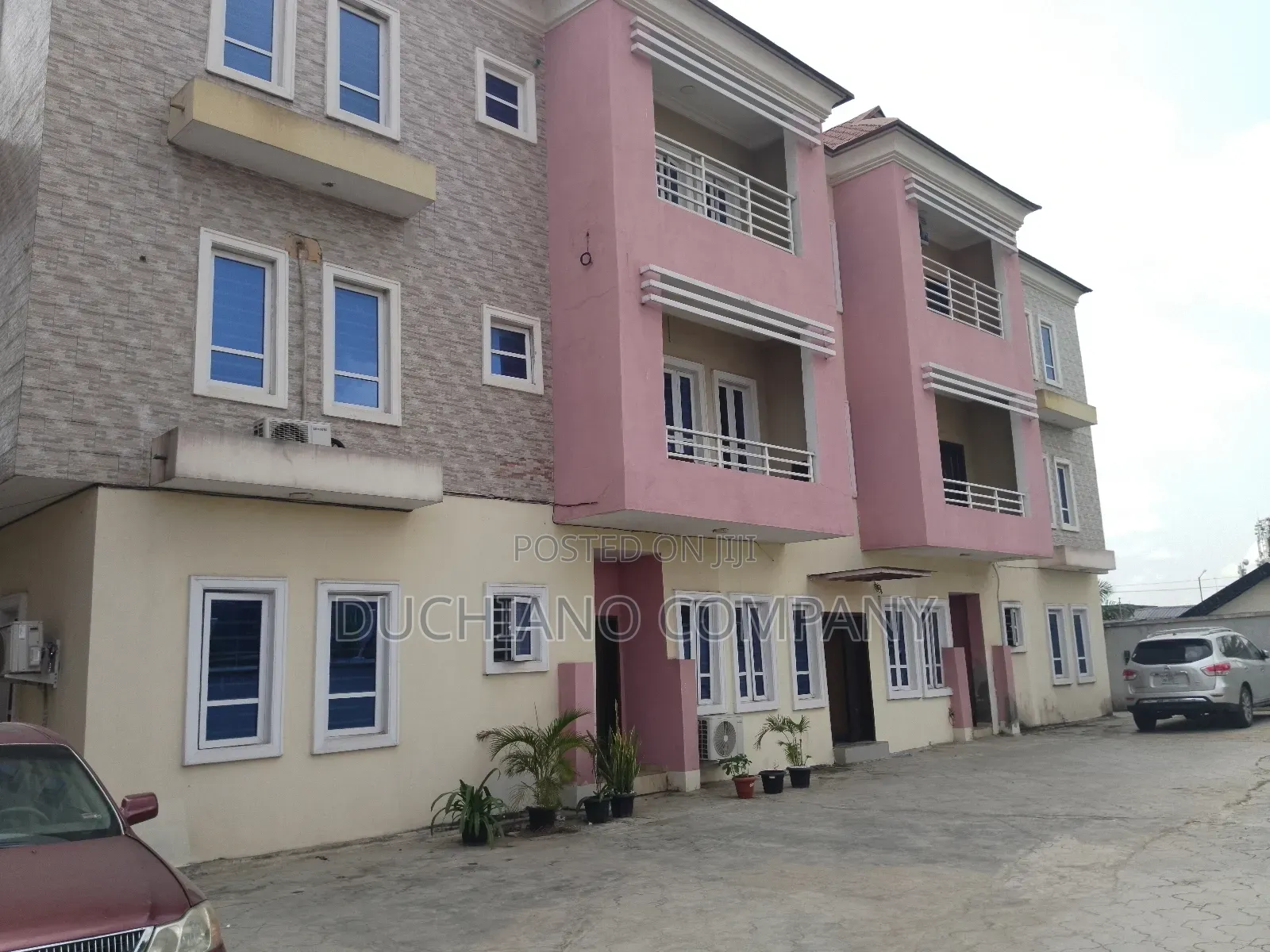 3bdrm Apartment in Ikeja GRA for sale in Ikeja GRA