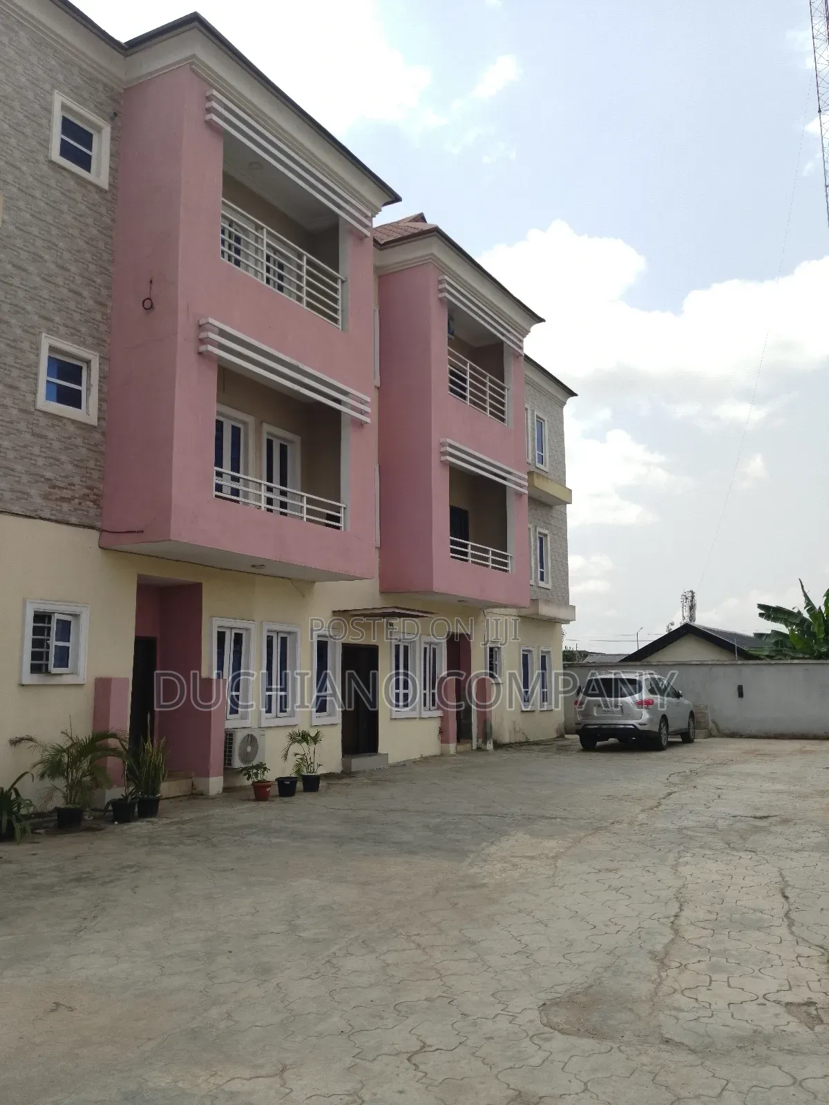 3bdrm Apartment in Ikeja GRA for sale in Ikeja GRA