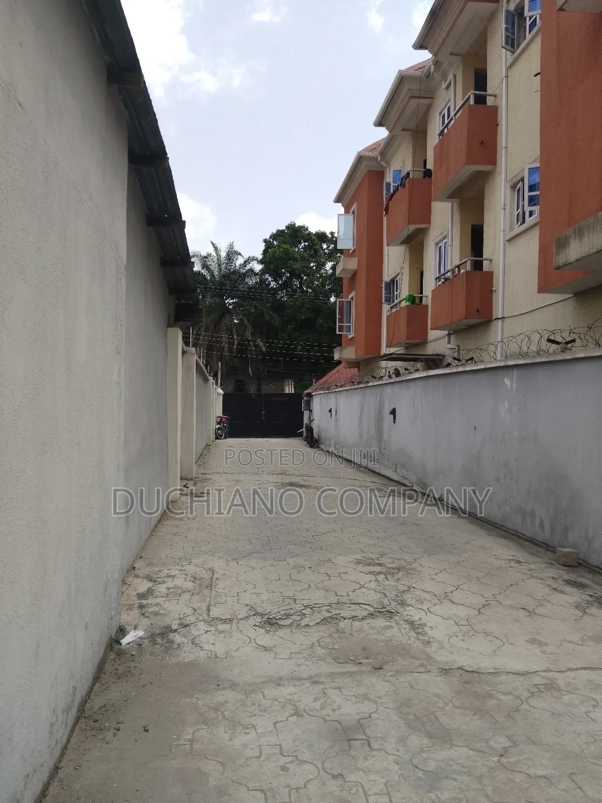 3bdrm Apartment in Ikeja GRA for sale in Ikeja GRA