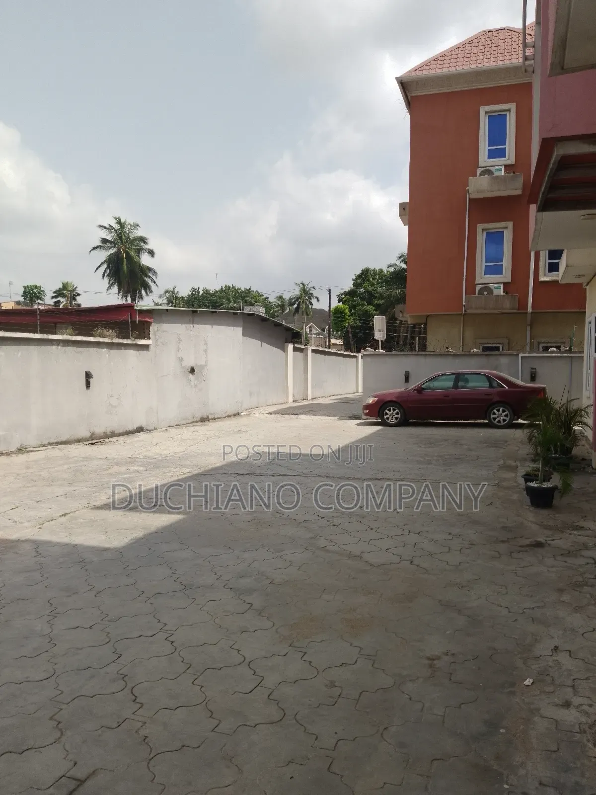 3bdrm Apartment in Ikeja GRA for sale in Ikeja GRA