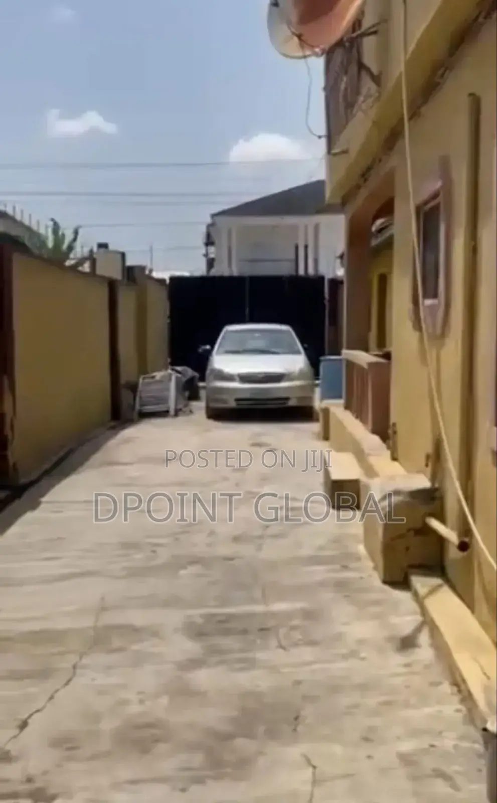 14bdrm Block of Flats in In Estate, Isolo for sale in Isolo