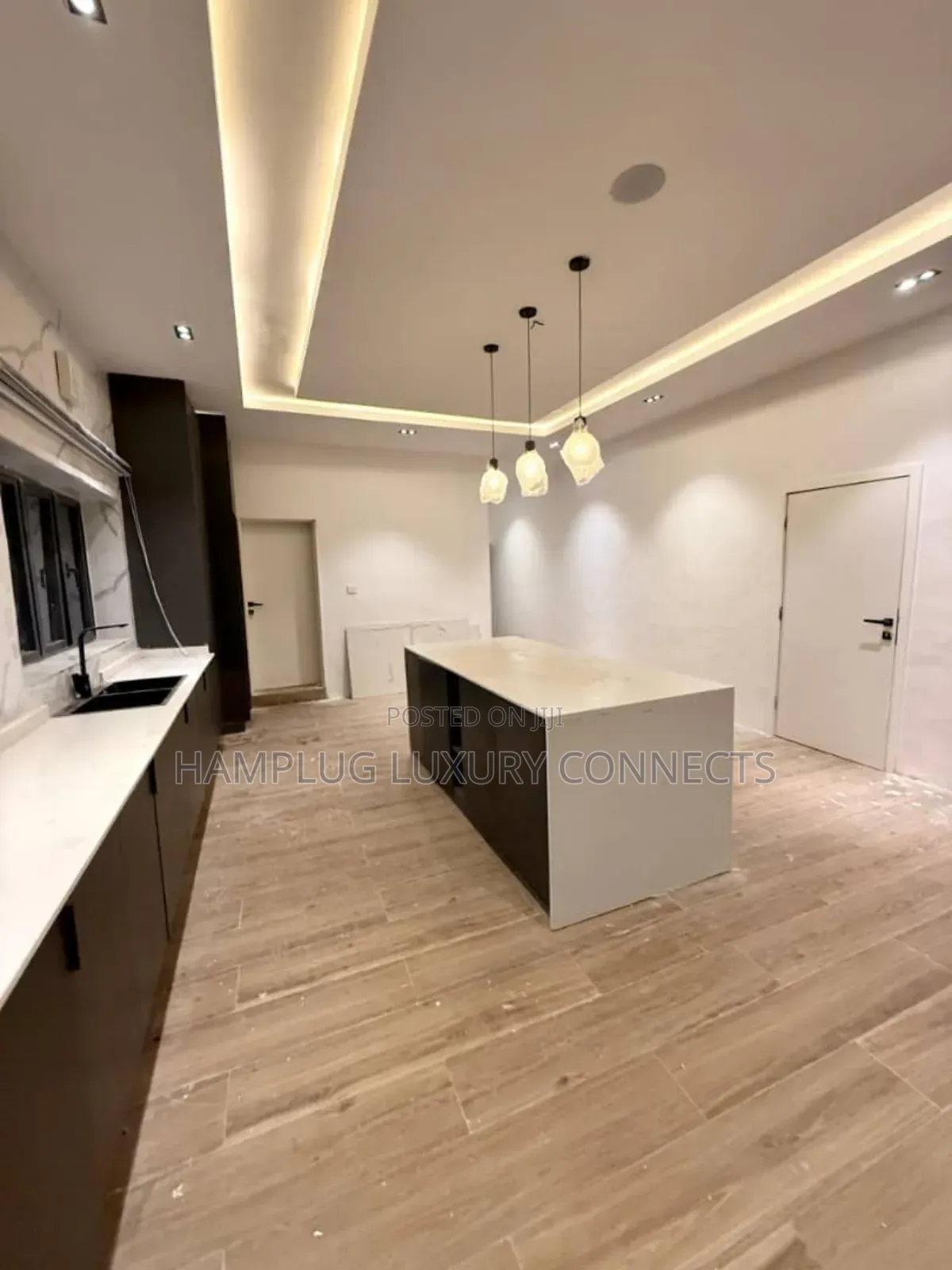 Furnished 5bdrm Duplex in Idu for sale in Idu
