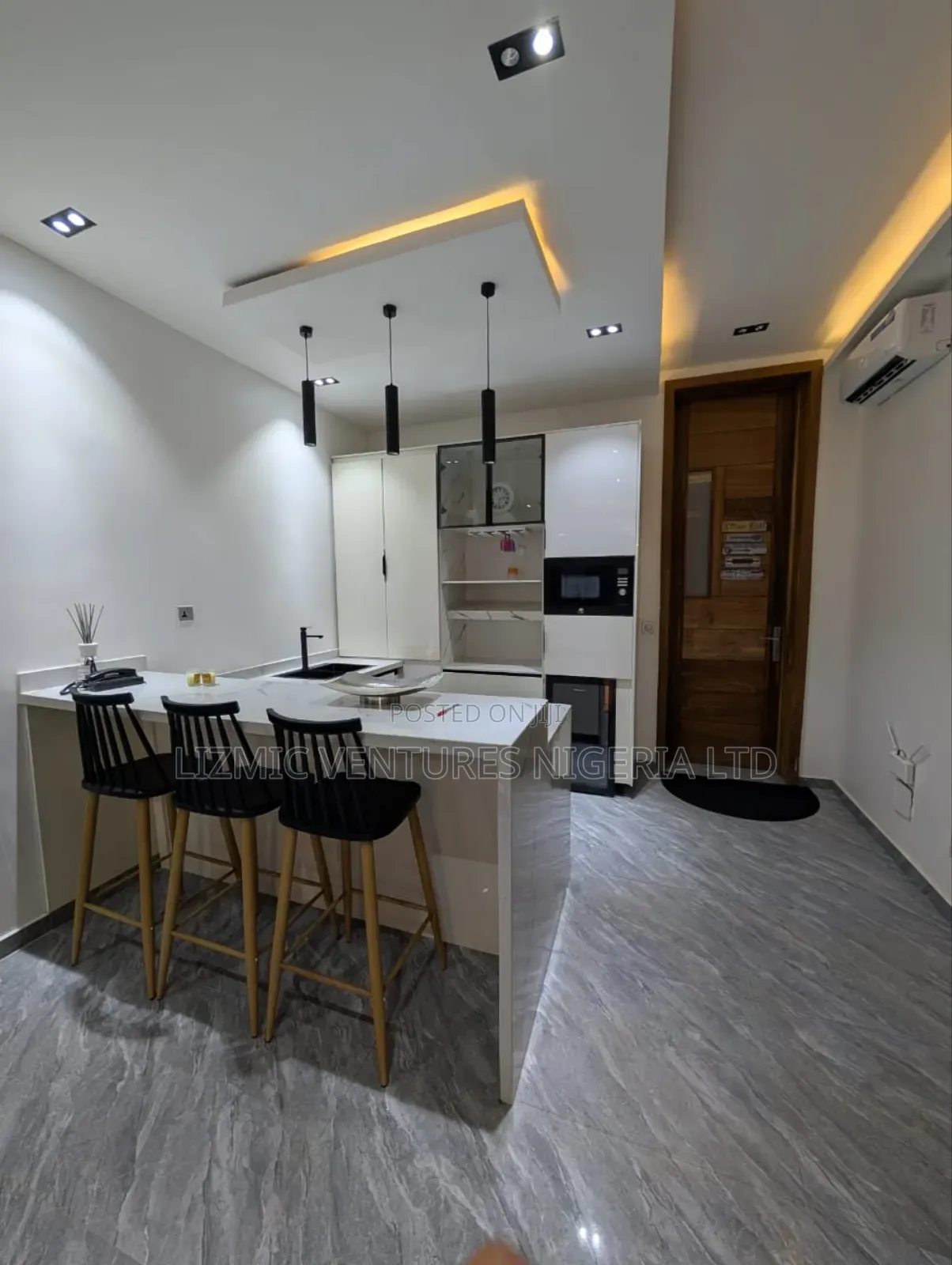Furnished 4bdrm Duplex in Ikeja for rent in Ikeja GRA