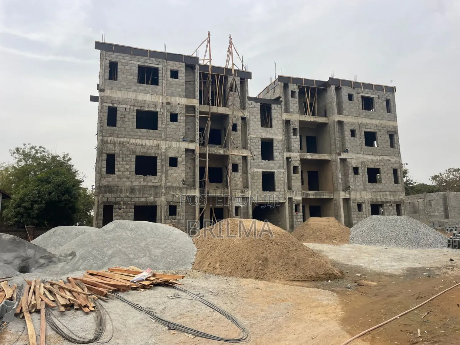3bdrm Block of Flats in Idu for sale in Idu
