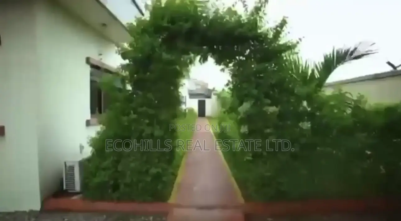 Hotel for Sale in Osborne Foreshore Estate