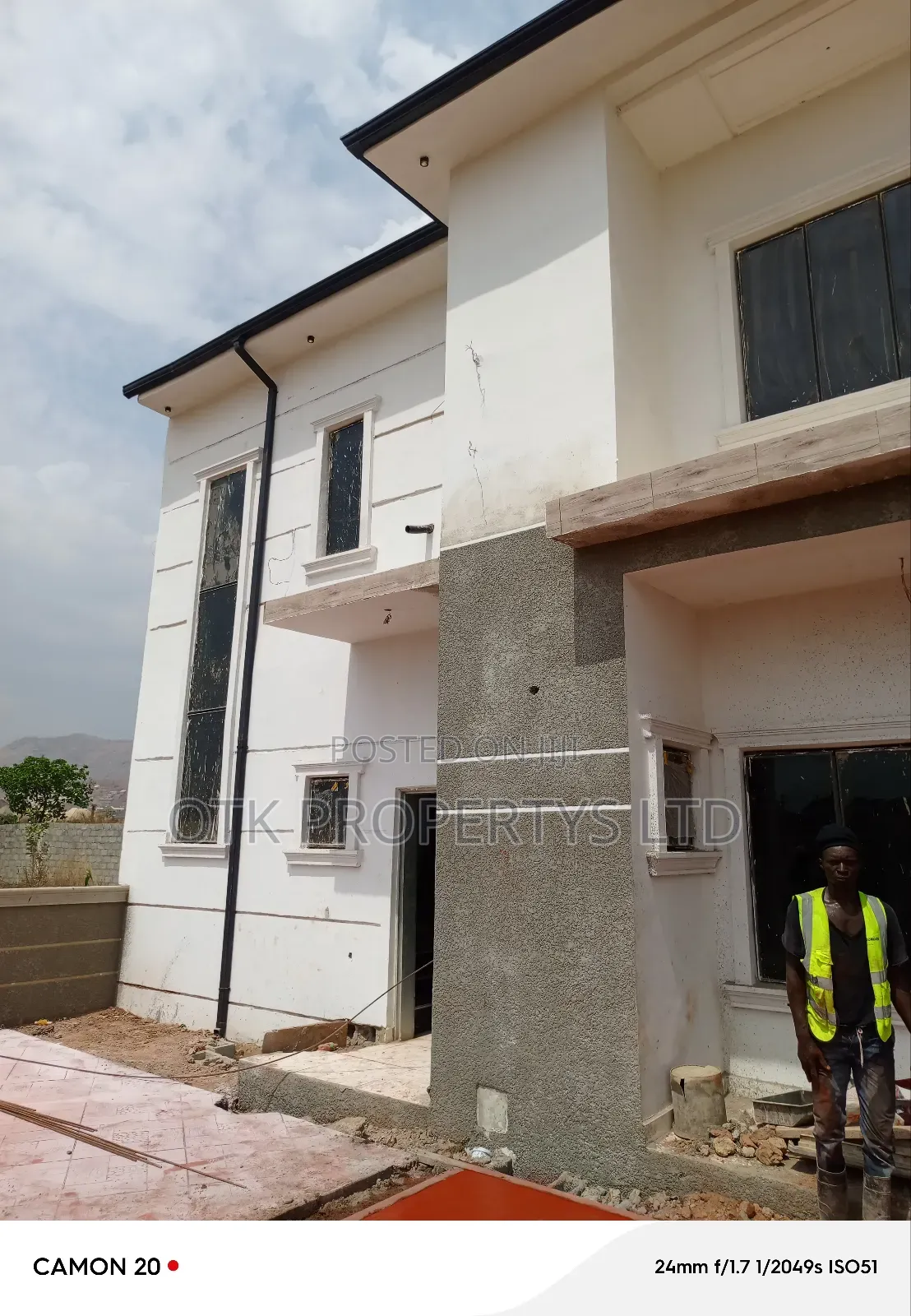 4bdrm Duplex in Kubwa Fo1 Military for sale in Kubwa