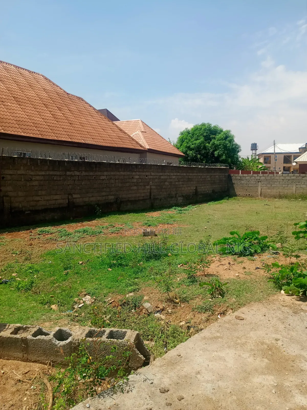 500sqm Land for Sale, Cofo at City College in Karu