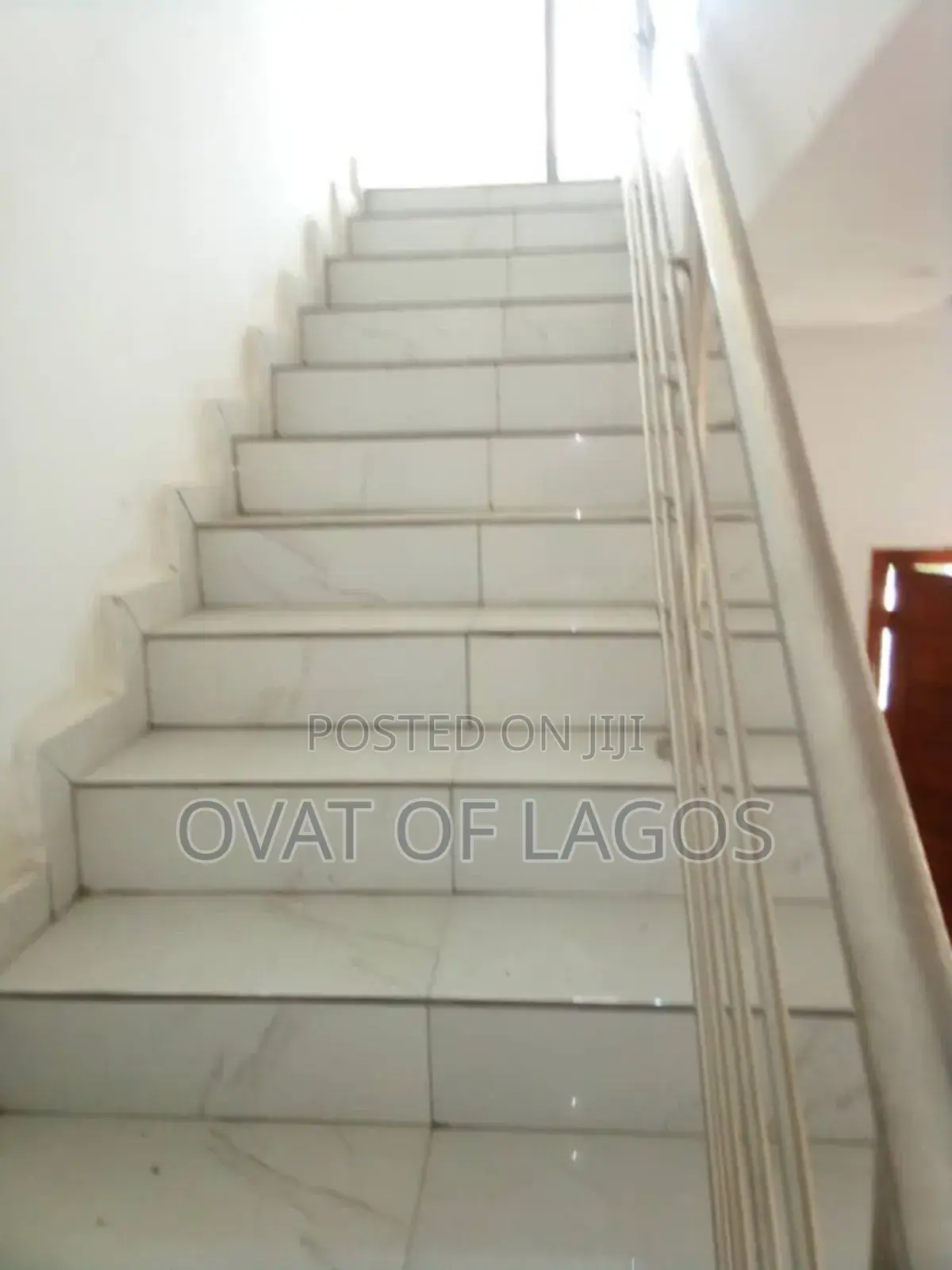4bdrm Duplex in Ikota for rent in Ikota
