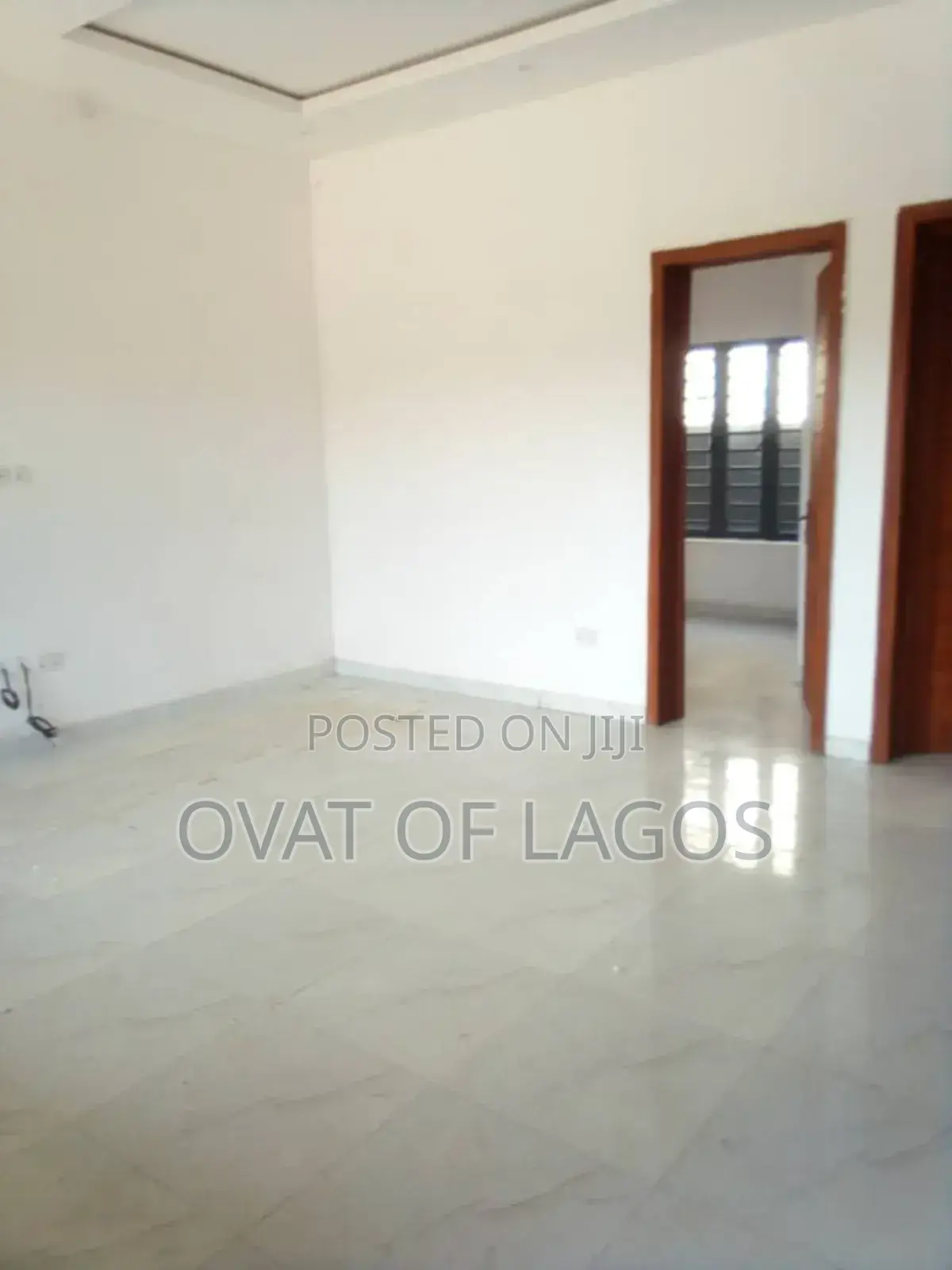 4bdrm Duplex in Ikota for rent in Ikota
