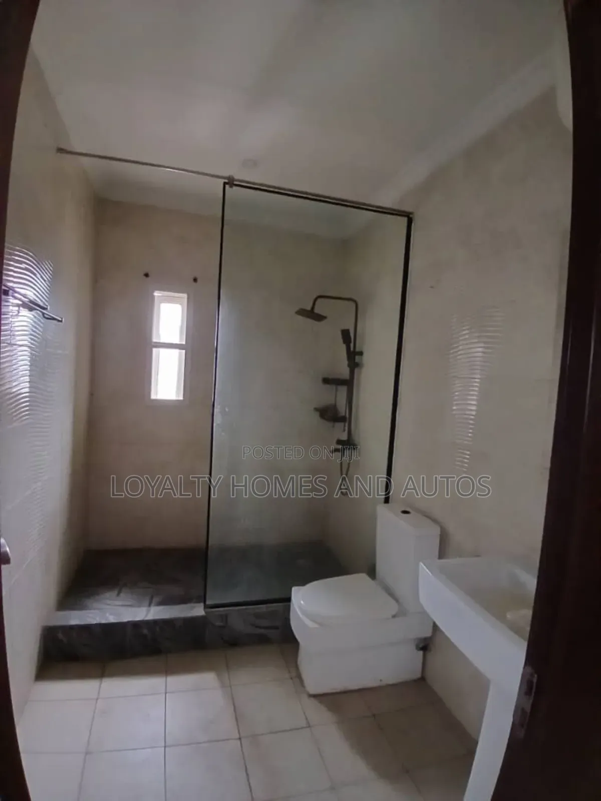5bdrm House in Palm City, Ajah for sale in Ajah