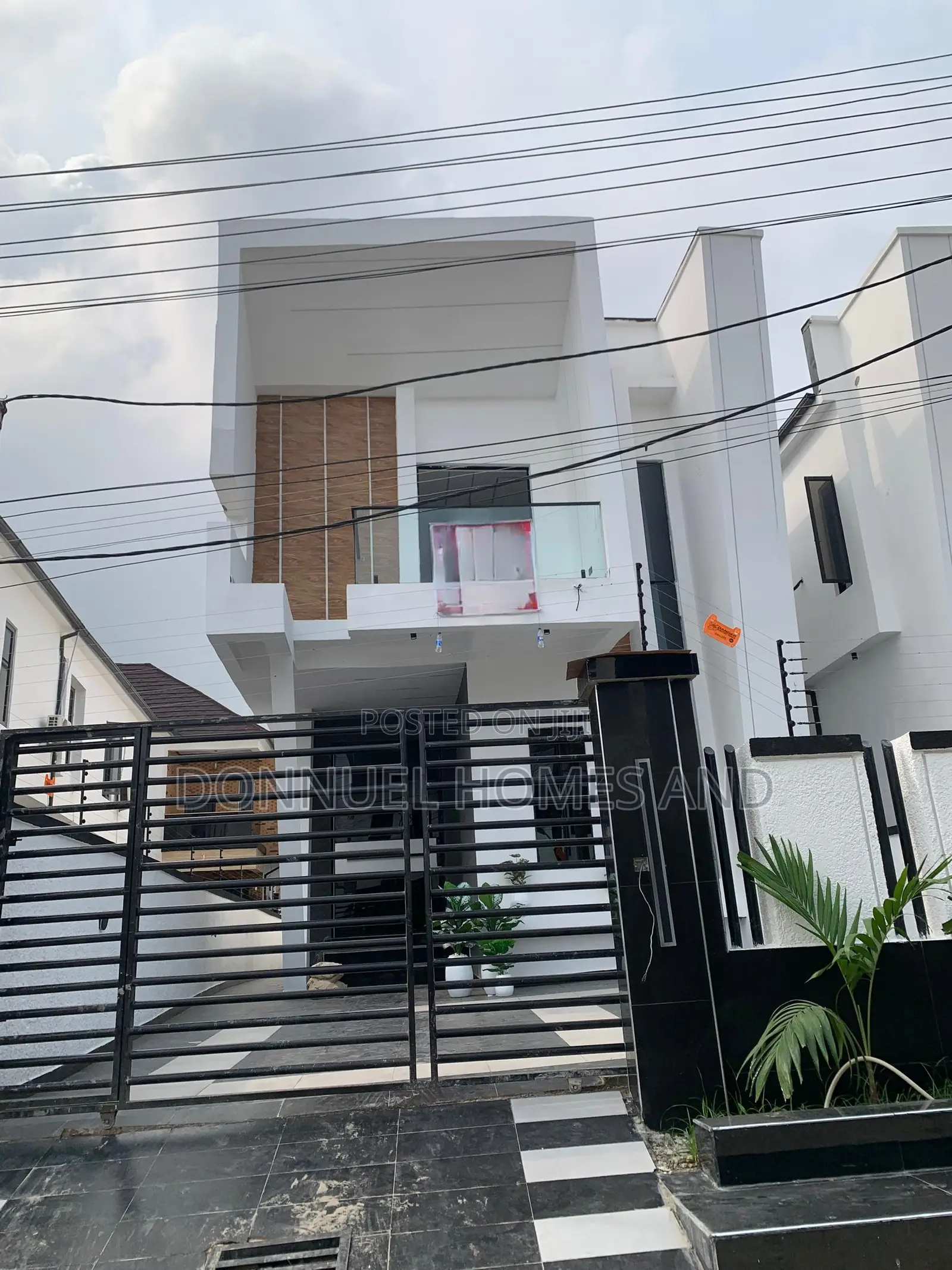5bdrm Duplex in Ajah for sale in Ajah