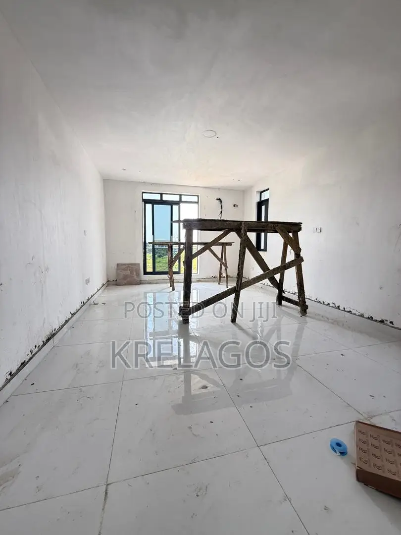 2bdrm Apartment in Ikate for sale in Ikate