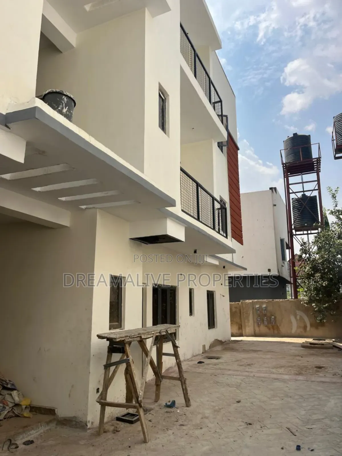 3bdrm Apartment in An Estate, Dawaki for rent in Dawaki