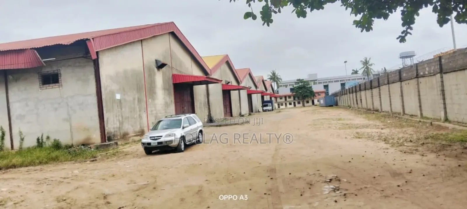 5 Bay Warehouse With Office Building on 21000 Sq MTS Land in Alakija