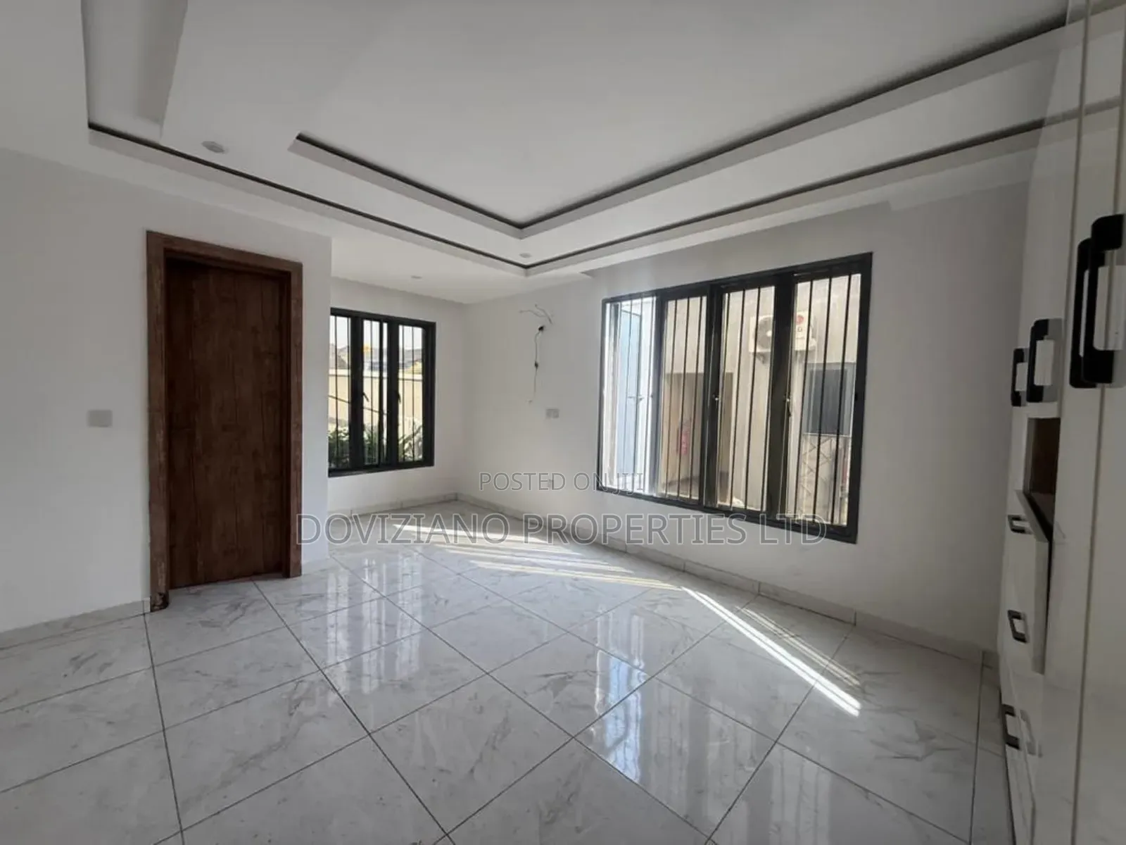 4bdrm Duplex in Lekki Phase 1 for sale in Lekki Phase 1