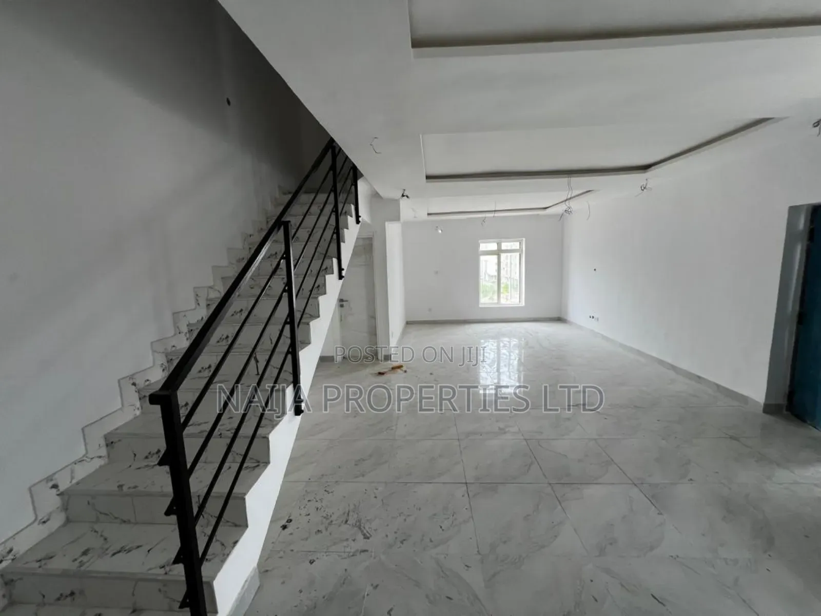 2bdrm Maisonette in Off Freedom Way., Lekki Phase 1 for rent in Lekki Phase 1