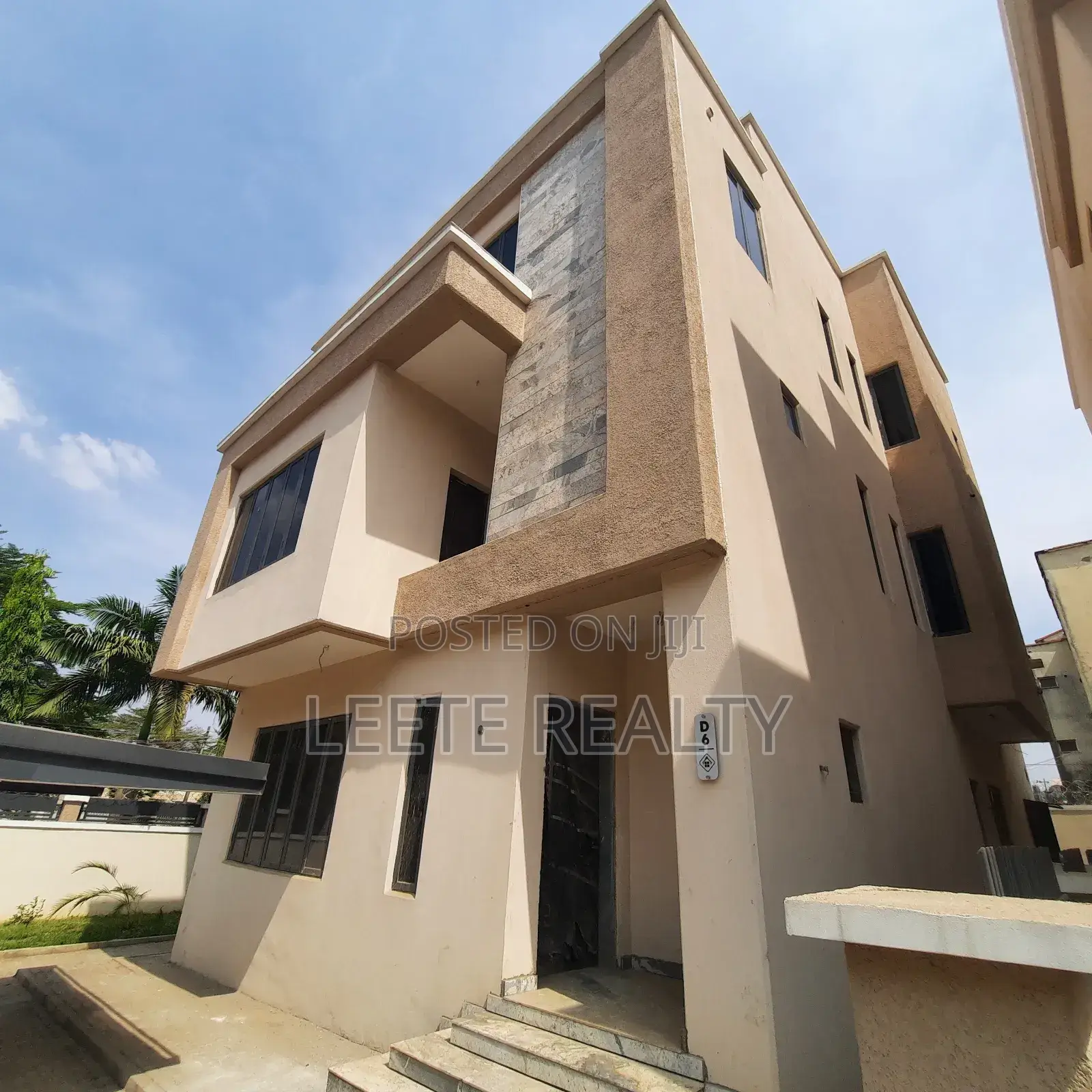 5bdrm Duplex in Zone 7 / Wuse for sale in Zone 7 / Wuse