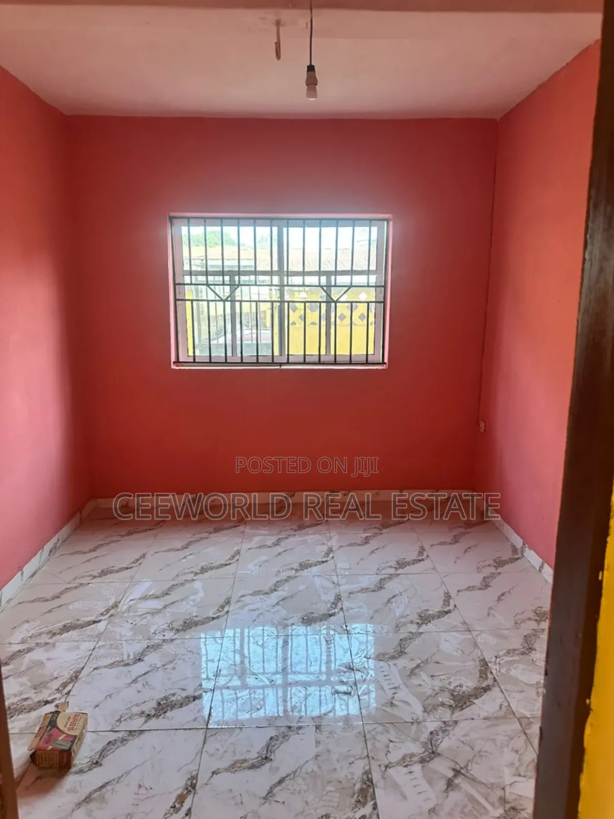 Commercial Office Space of 4 Rooms Wing With Eleyele Ibadan in Eleyele