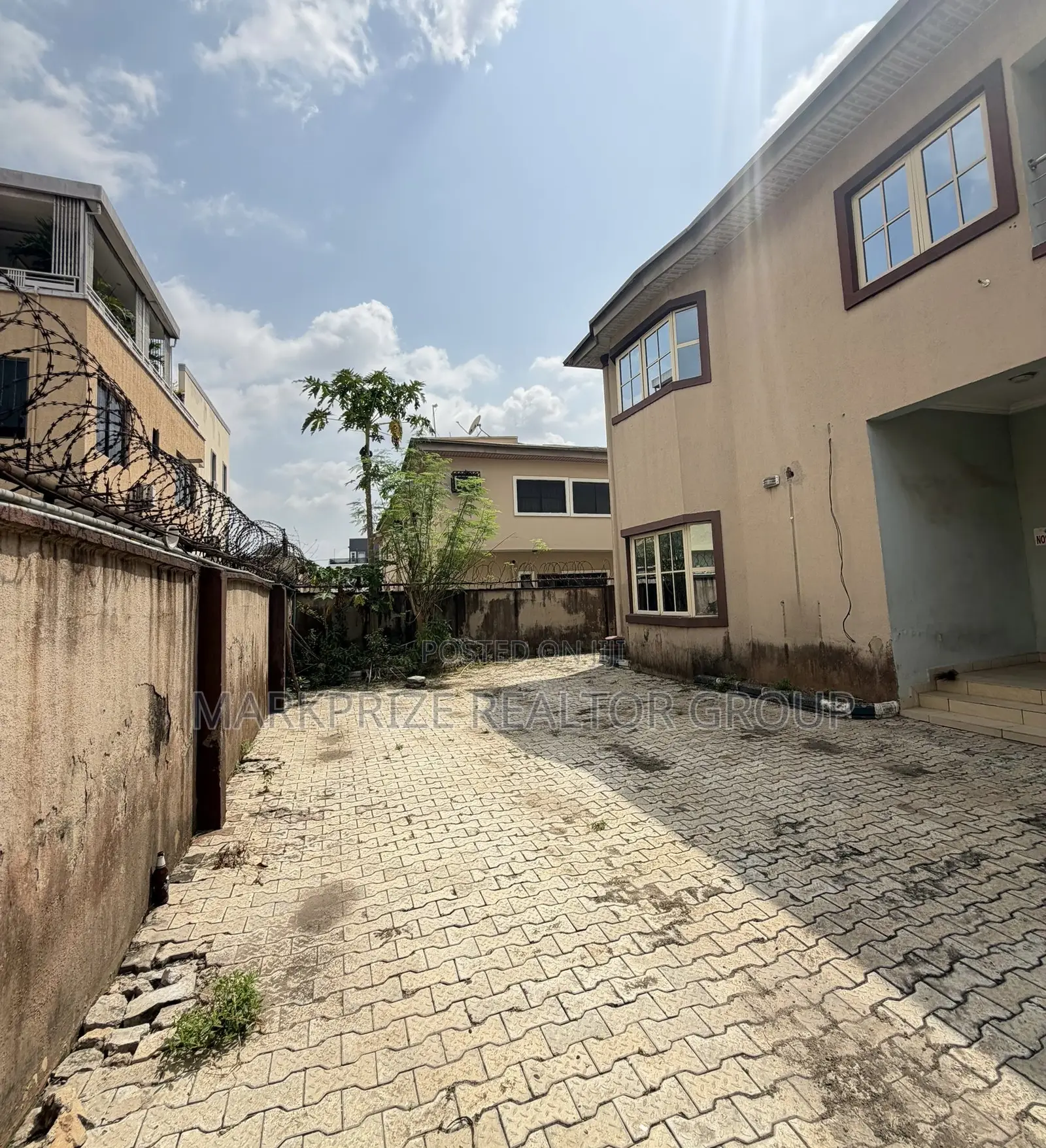 5bdrm Duplex in Magodo Gra Phase 2 for sale in Magodo