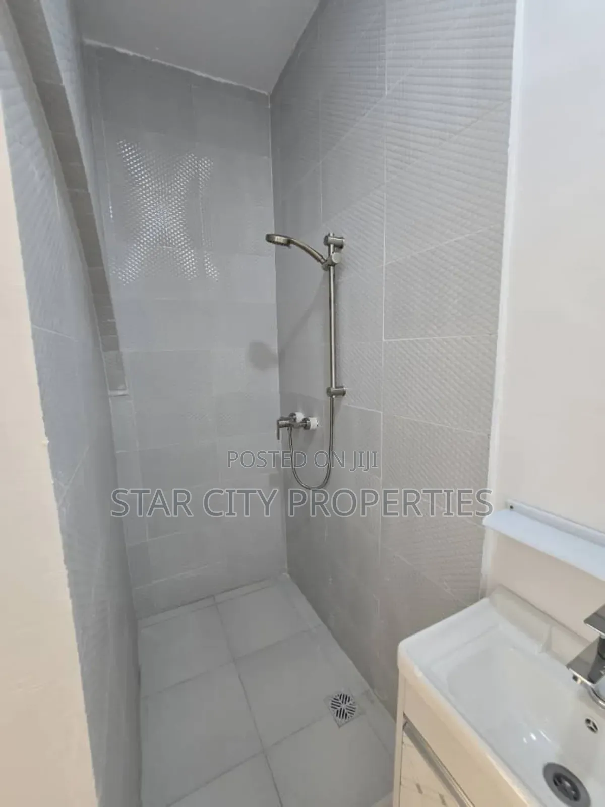 2bdrm Apartment in Omole Phase 2 for rent in Omole Phase 2