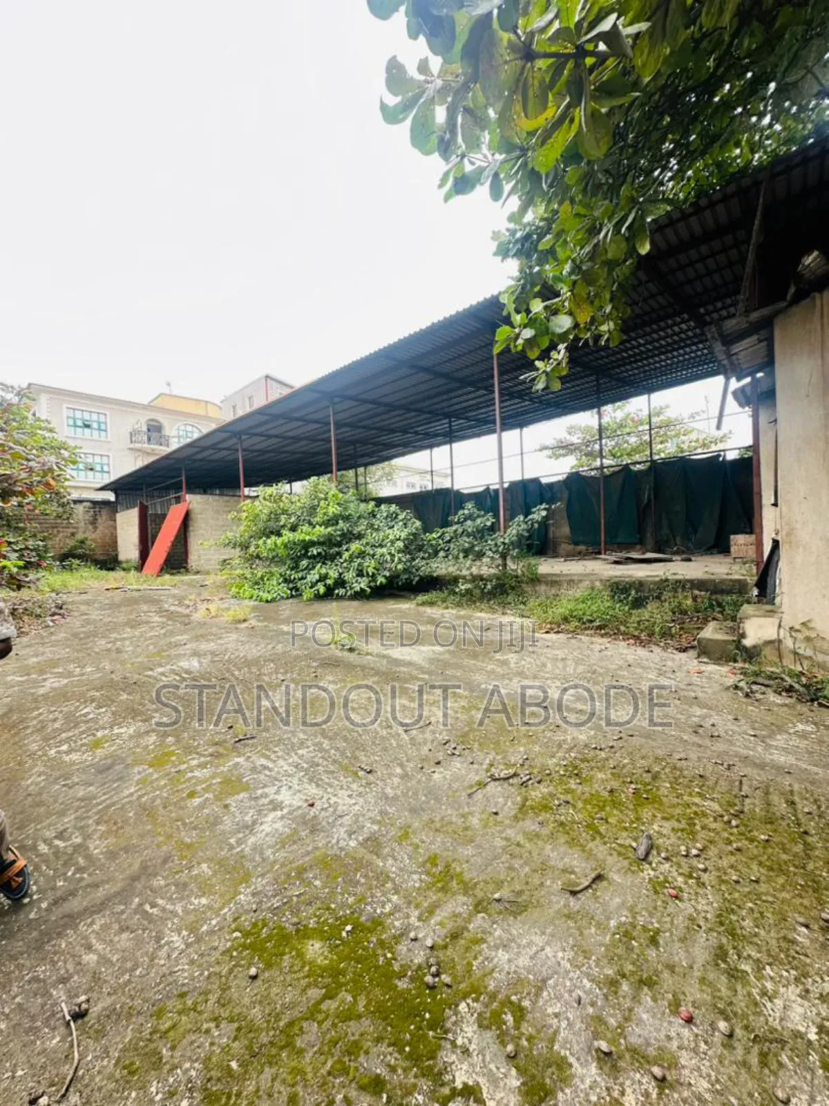 Dry Land 800sqm of Land Urgently for Sale in Agidingbi Ikeja in Agidingbi