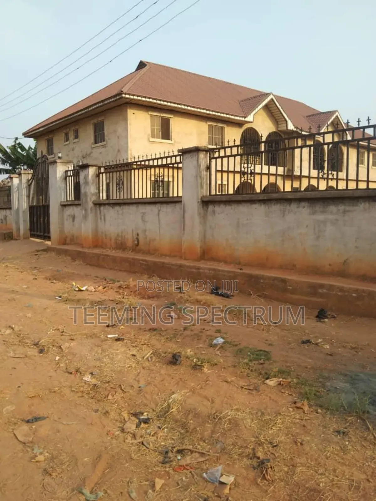 3bdrm Block of Flats in Benin City for sale in Benin City