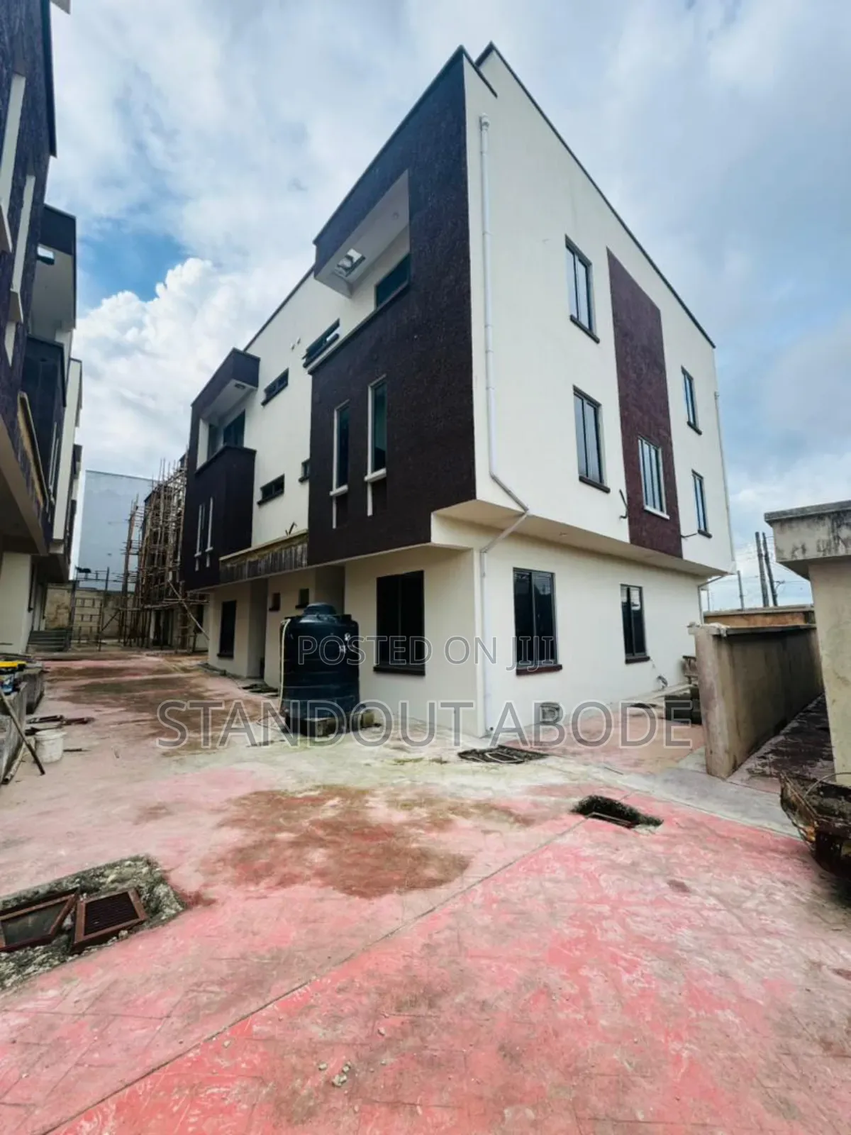 4bdrm Duplex in In An Eestate, Opebi for sale in Opebi
