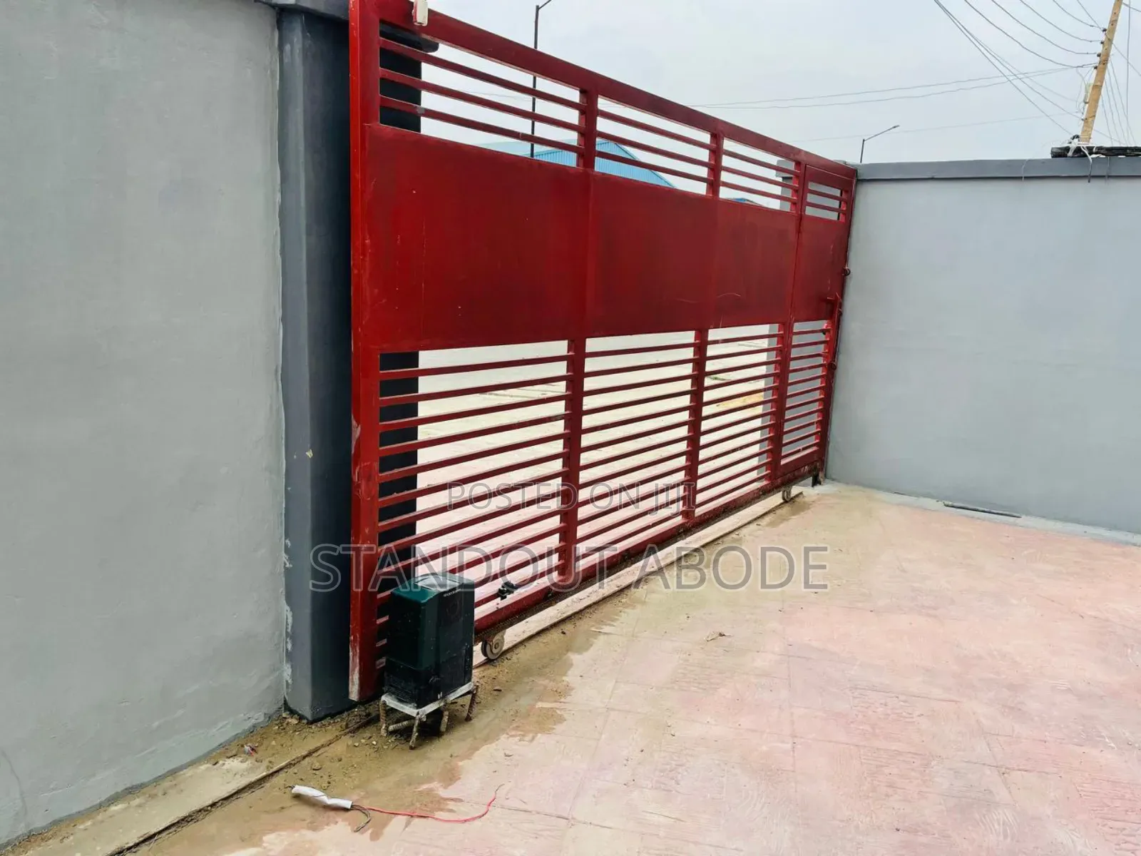 5bdrm Duplex in In An Estate, Ogudu GRA for sale in Ogudu GRA