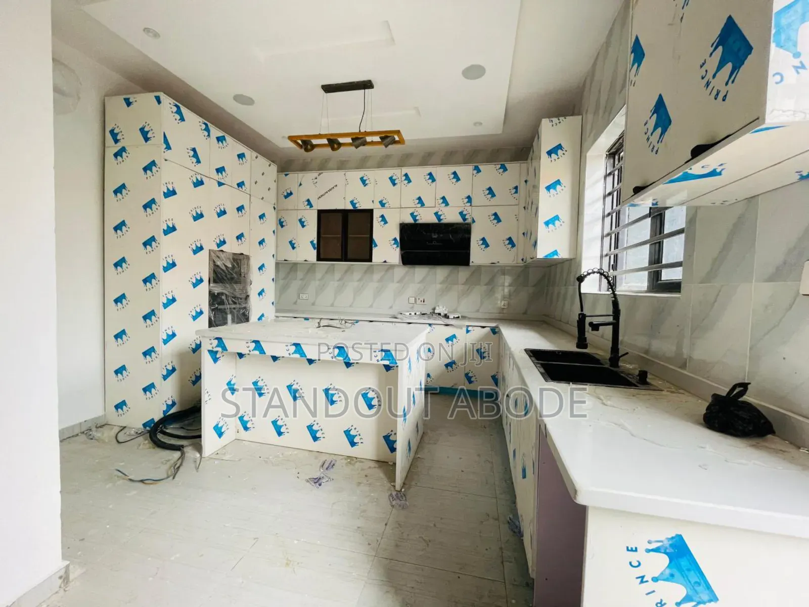 5bdrm Duplex in In An Estate, Ogudu GRA for sale in Ogudu GRA