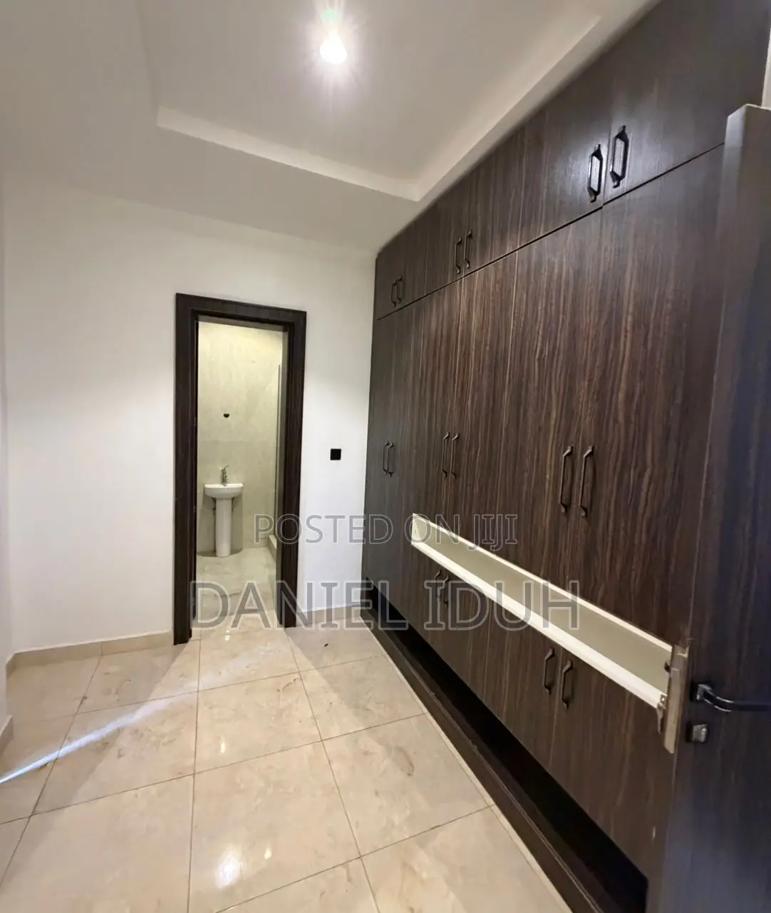 Furnished 4bdrm Townhouse / Terrace in Edan Homes, Mabushi for rent in Mabushi