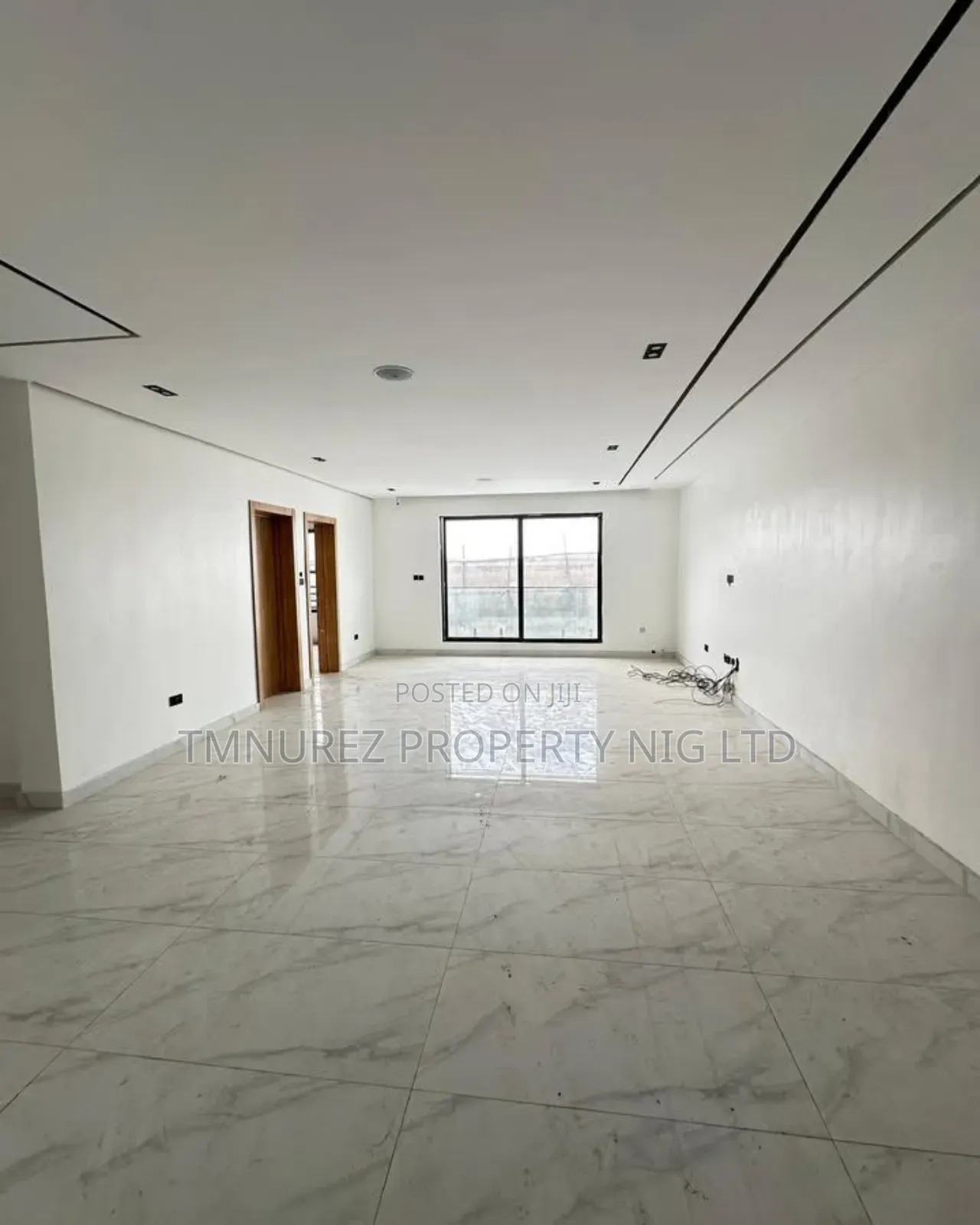 2bdrm Apartment in Lekki Phase1 for sale in Lekki Phase 1
