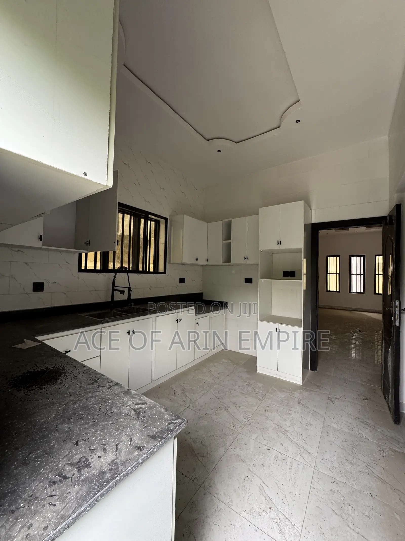 4bdrm Duplex in Orchid, Ikota for sale in Ikota
